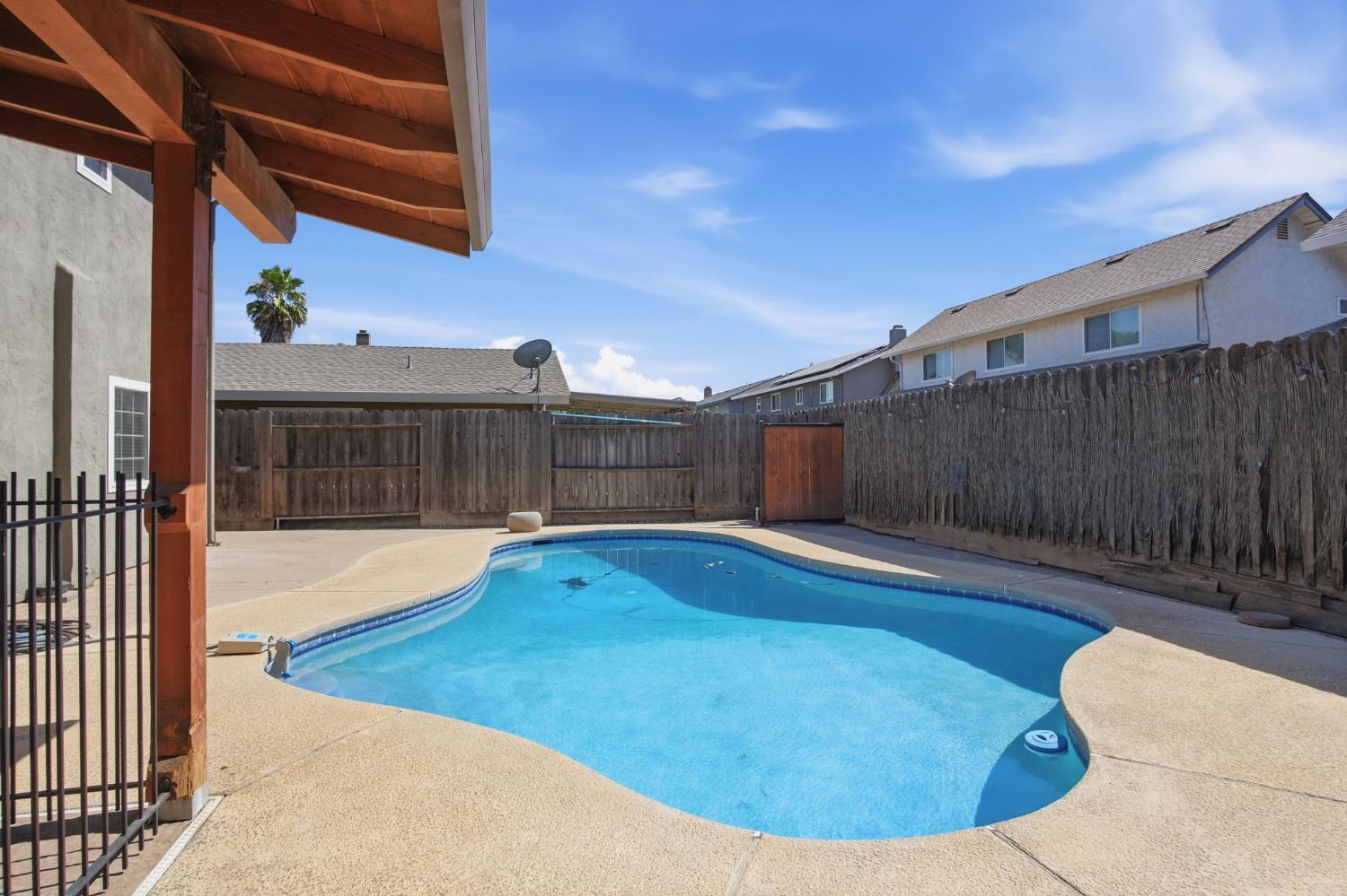 3621 Coye Oak Dr, Modesto, CA 95355