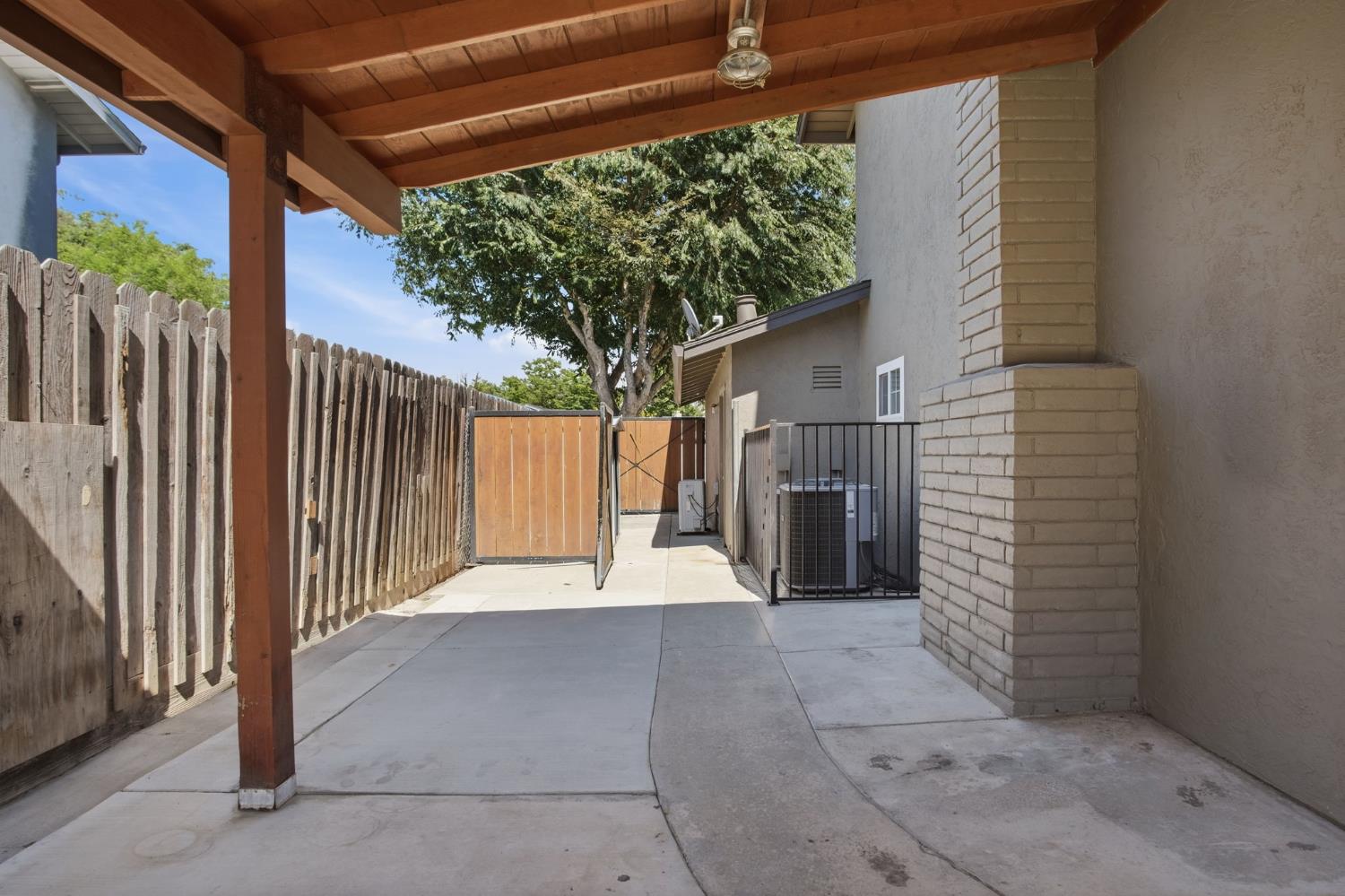 3621 Coye Oak Dr, Modesto, CA 95355