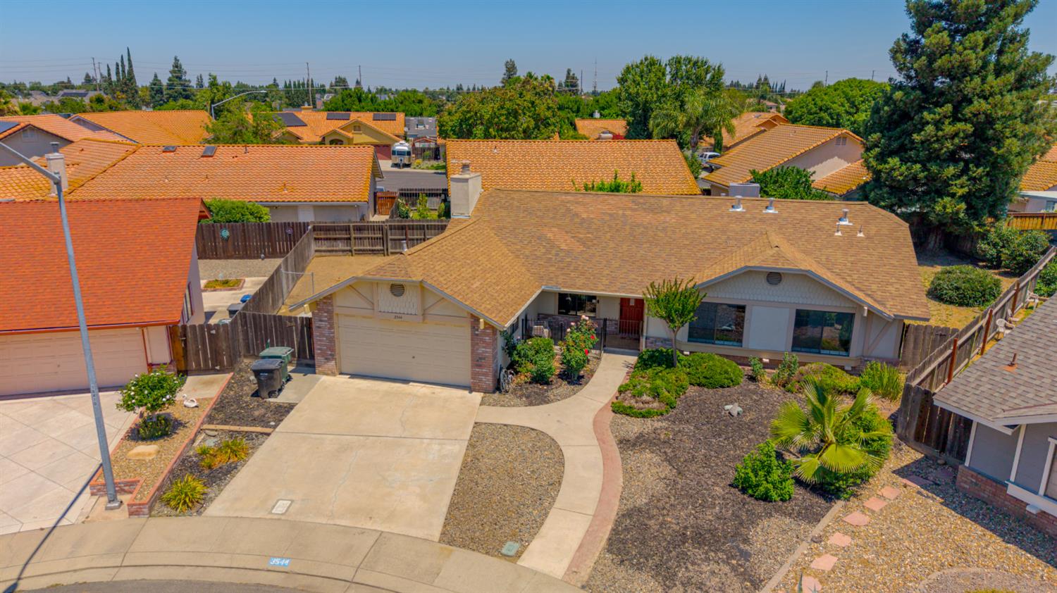 3544 Traveler Ct, Modesto, CA 95355