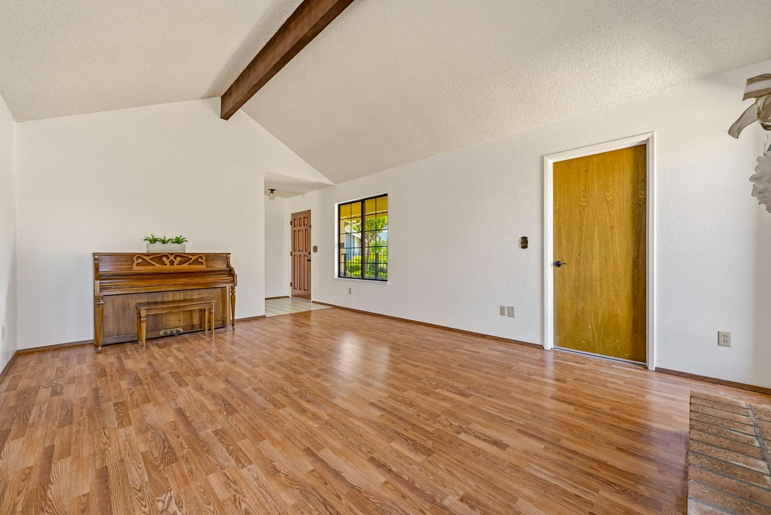 3544 Traveler Ct, Modesto, CA 95355