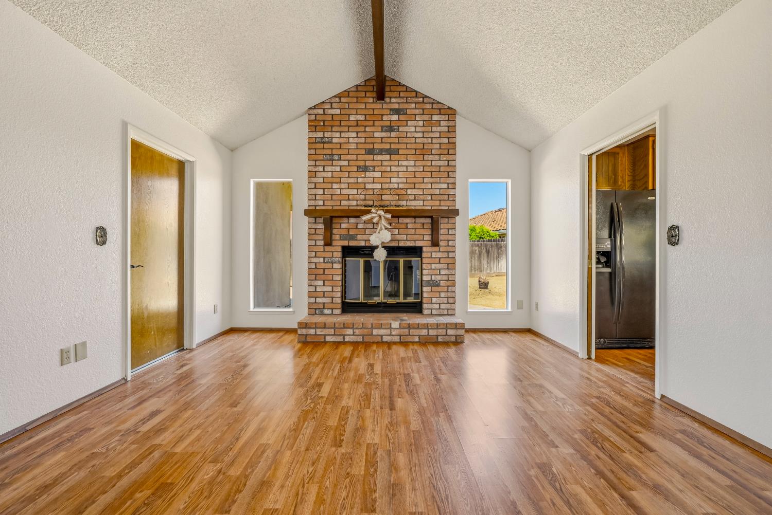 3544 Traveler Ct, Modesto, CA 95355