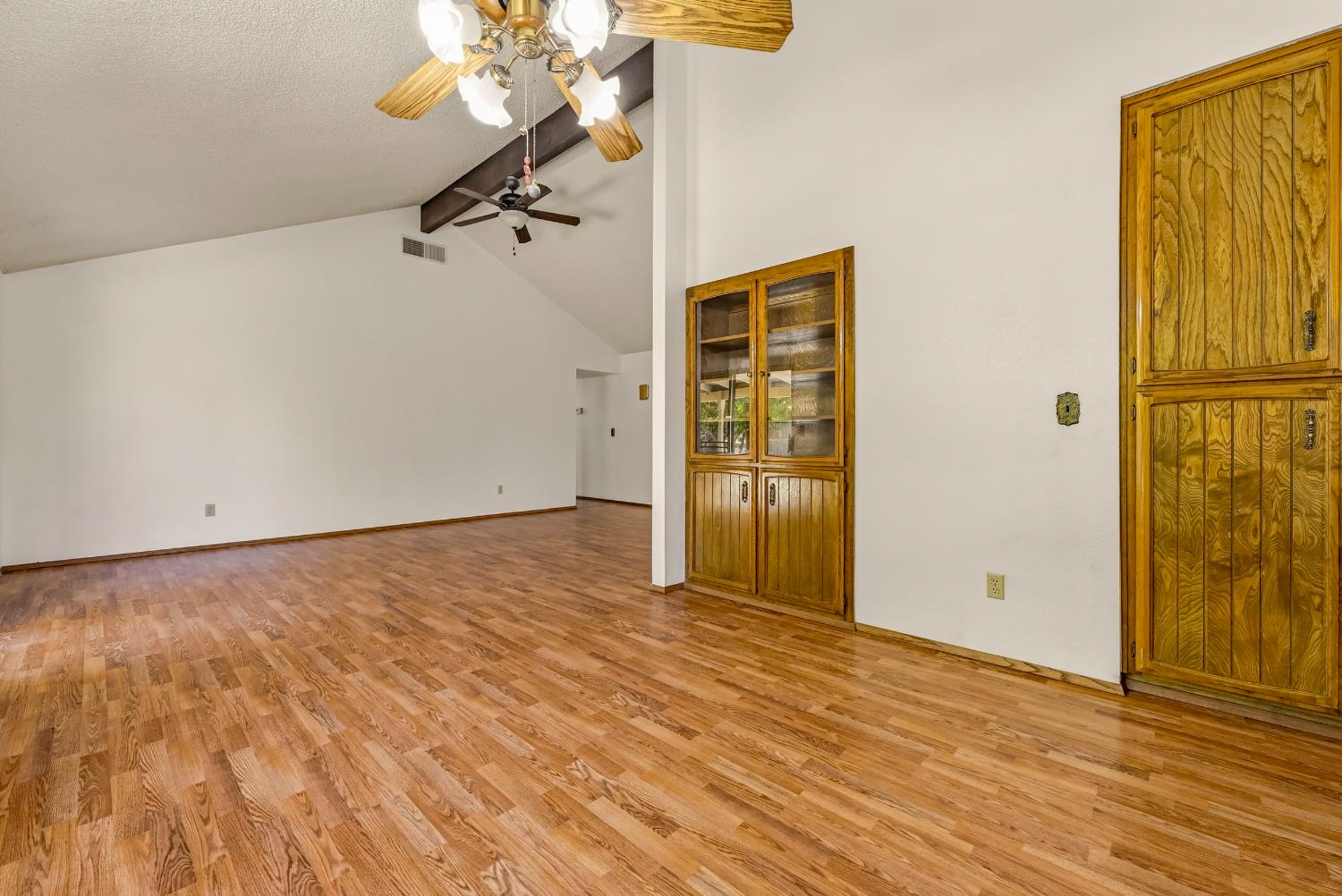 3544 Traveler Ct, Modesto, CA 95355