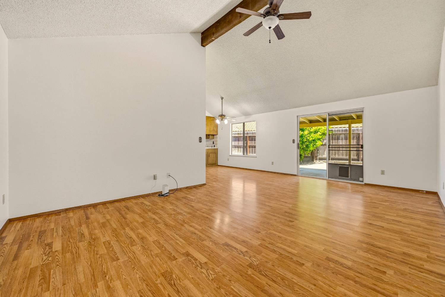 3544 Traveler Ct, Modesto, CA 95355