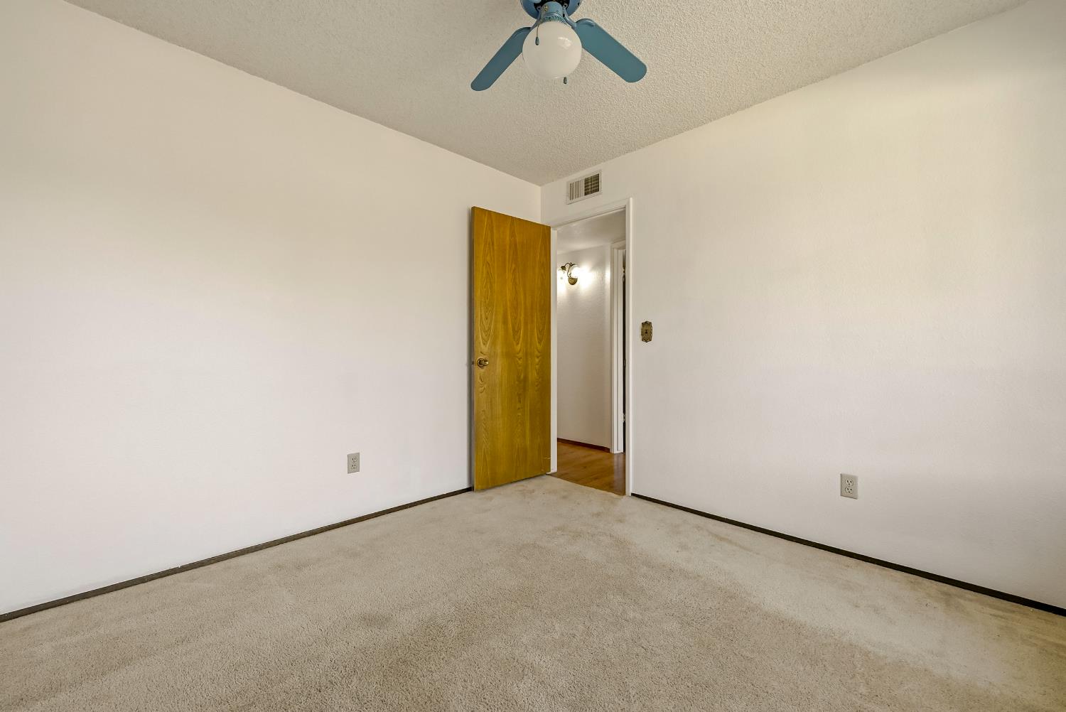 3544 Traveler Ct, Modesto, CA 95355