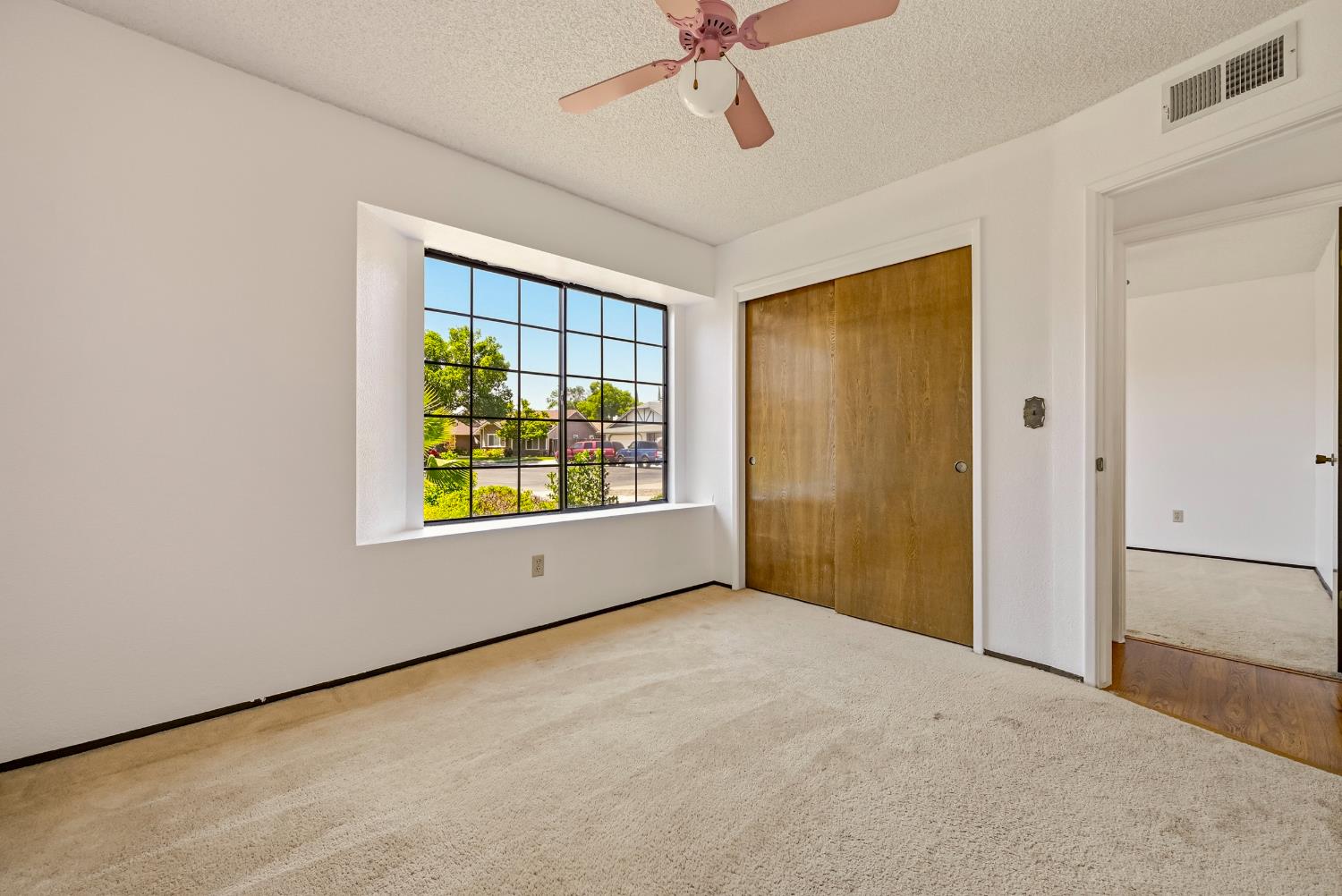 3544 Traveler Ct, Modesto, CA 95355