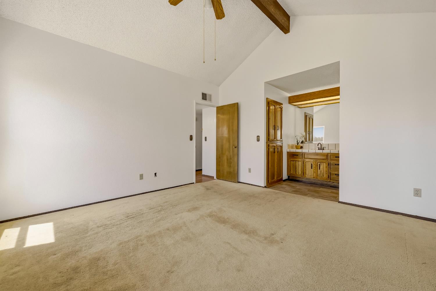 3544 Traveler Ct, Modesto, CA 95355