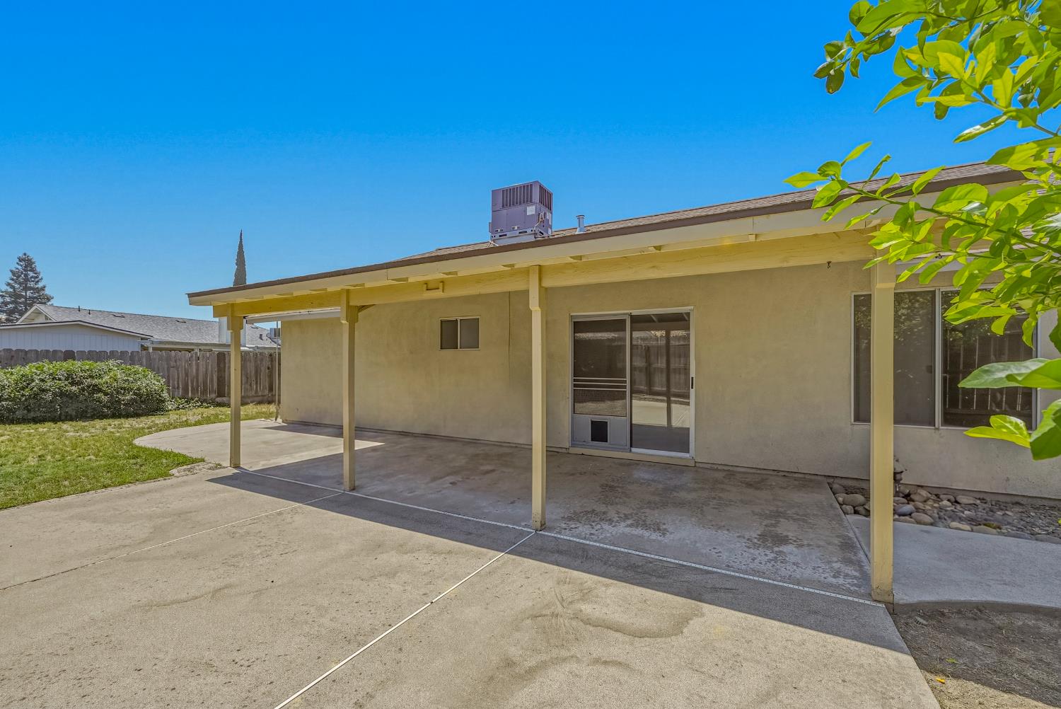 3544 Traveler Ct, Modesto, CA 95355