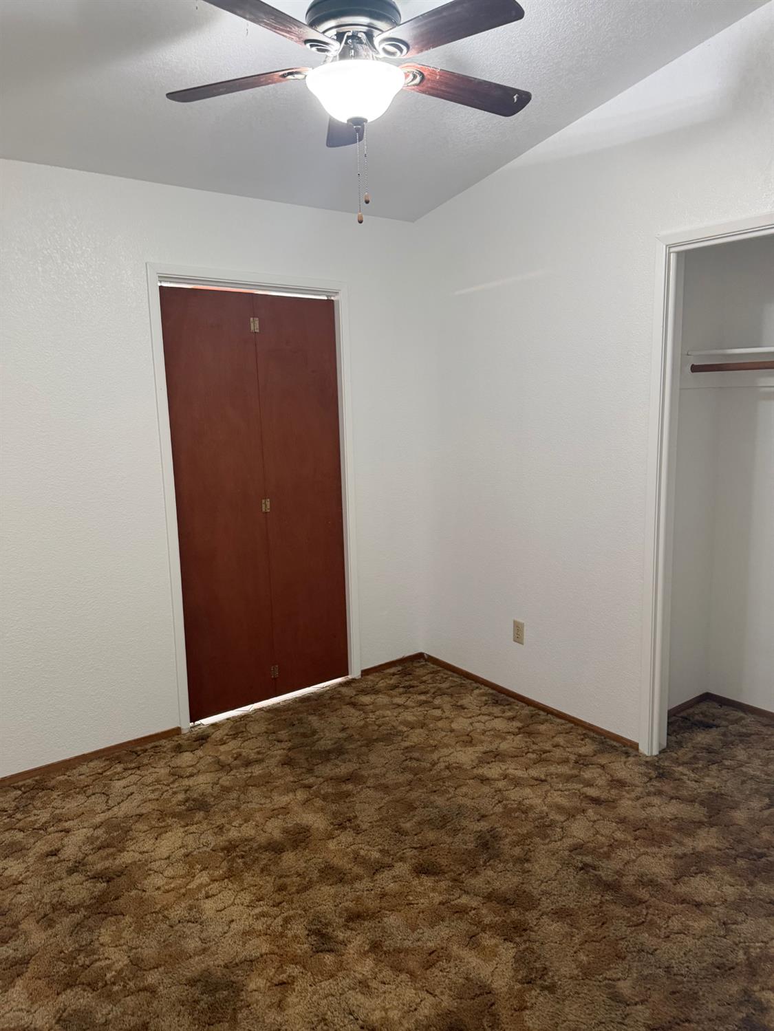 414 Vicki Lynn Ln, Patterson, CA 95363