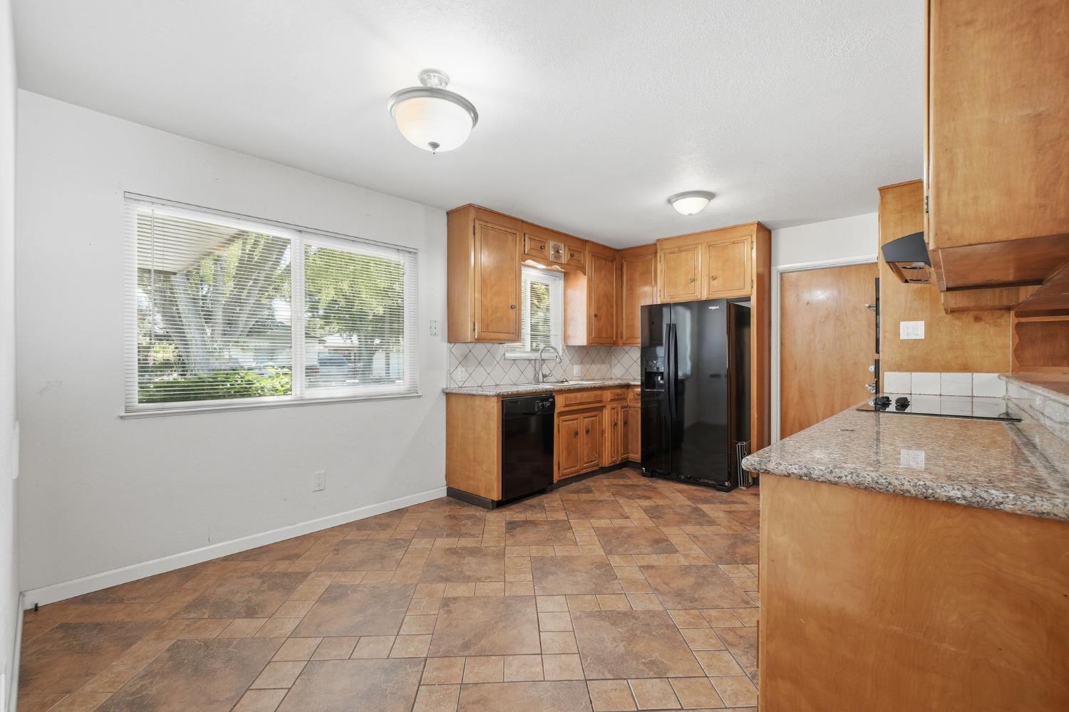 1509 Idylwood Ct, Modesto, CA 95350