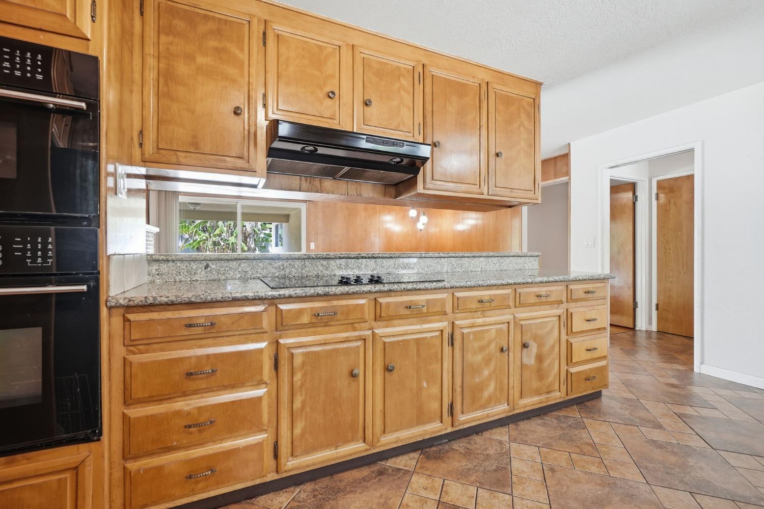 1509 Idylwood Ct, Modesto, CA 95350