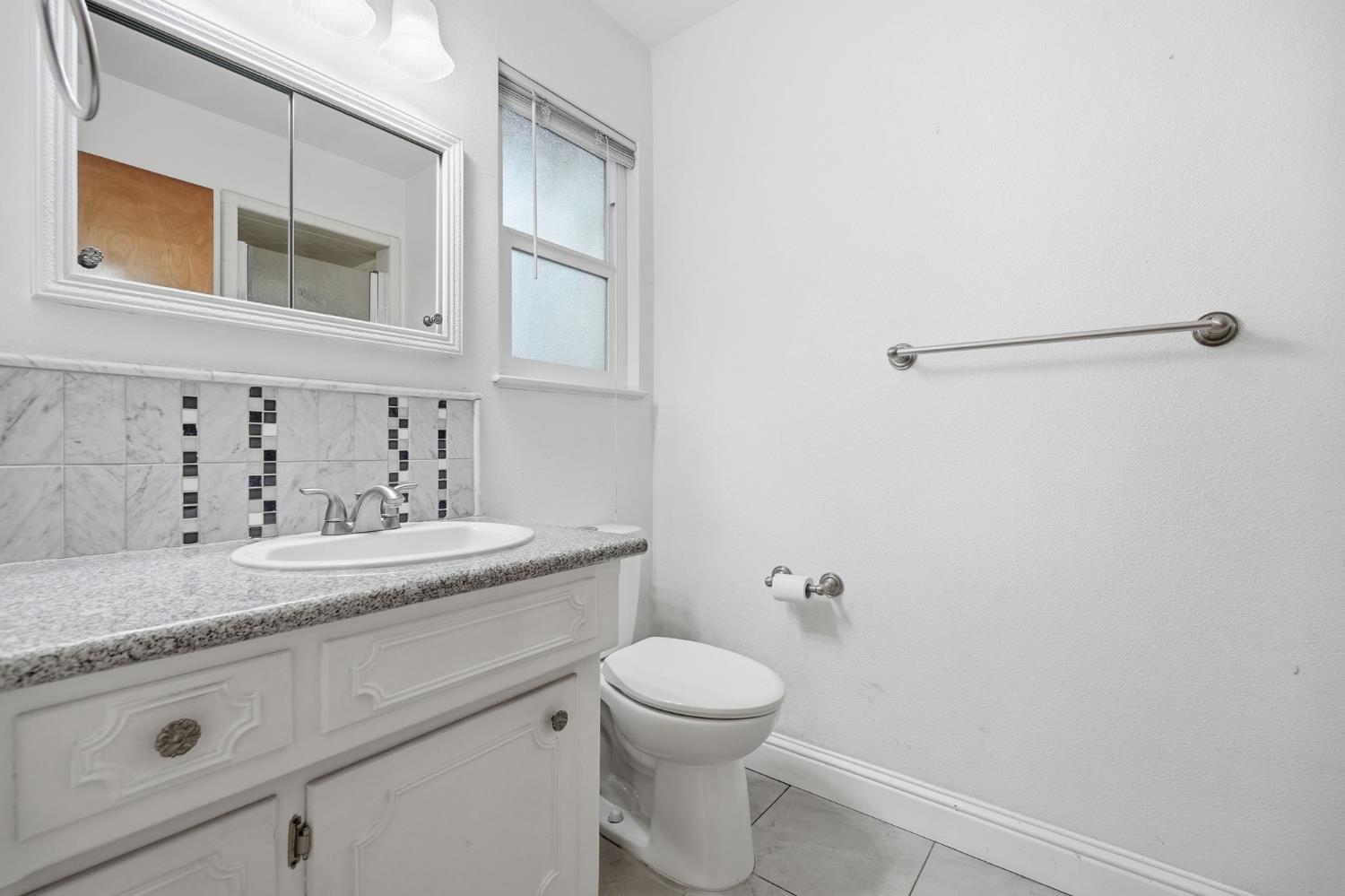 1509 Idylwood Ct, Modesto, CA 95350