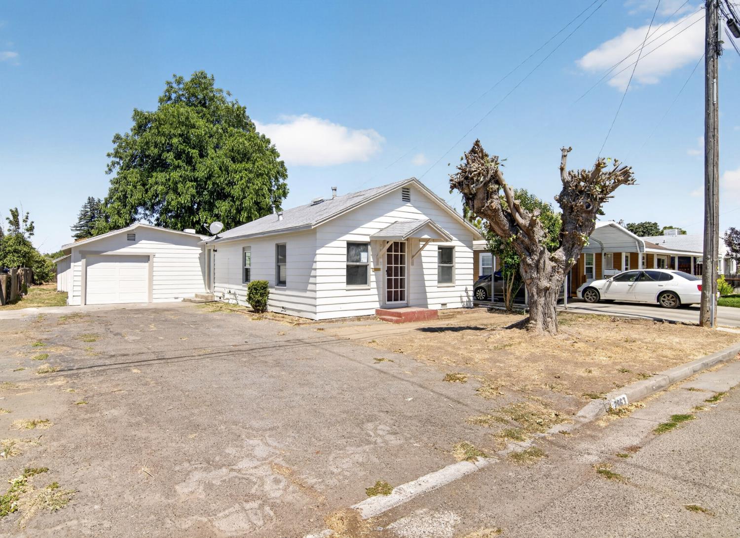2863 Oleander Ave, Merced, CA 95340