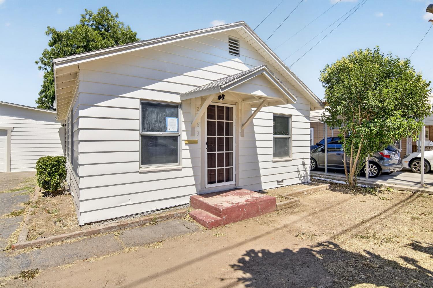 2863 Oleander Ave, Merced, CA 95340