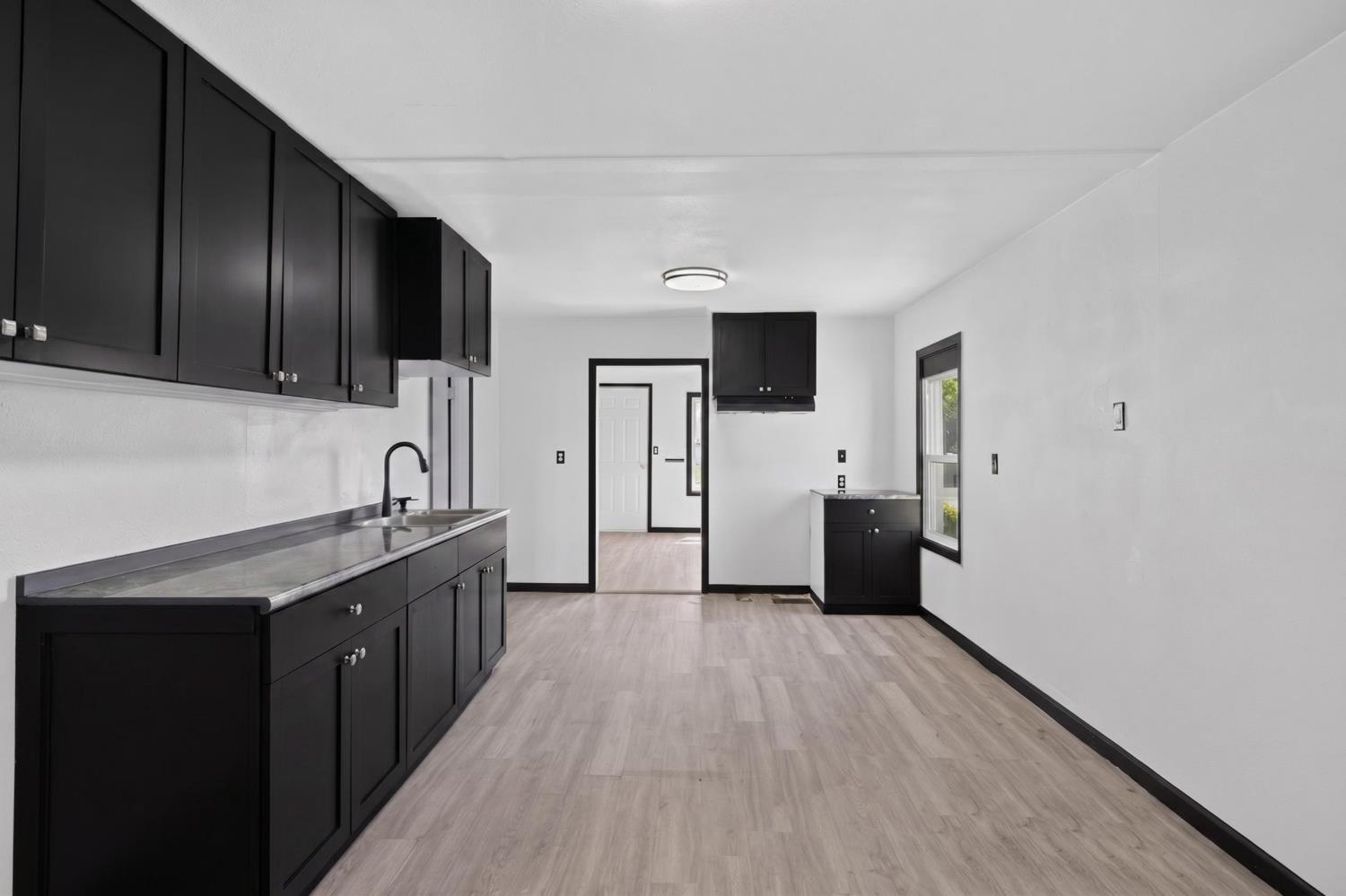 2863 Oleander Ave, Merced, CA 95340