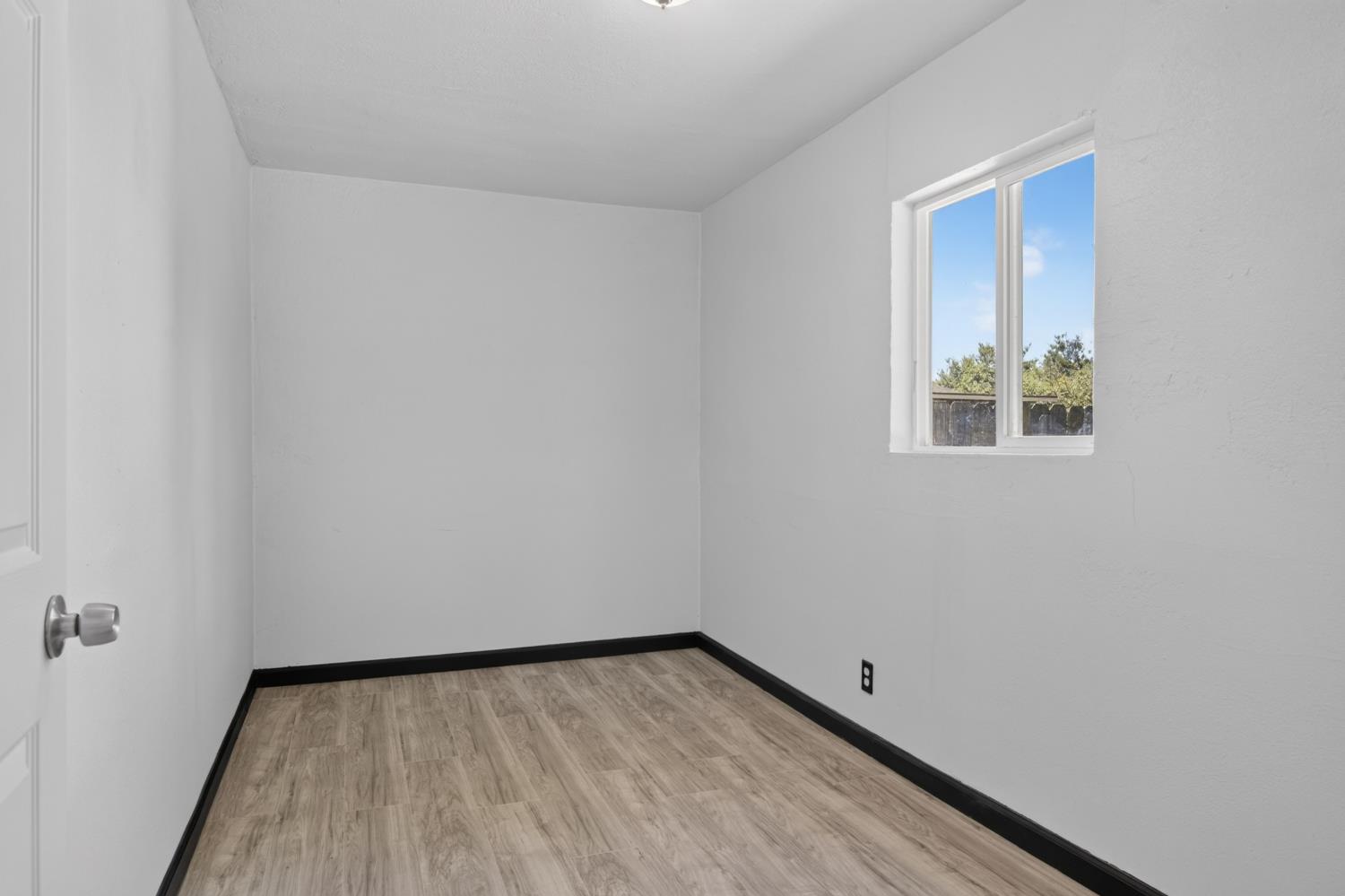 2863 Oleander Ave, Merced, CA 95340