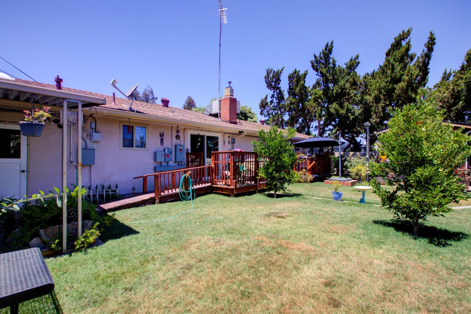 105 Gill Way, Chowchilla, CA 93610