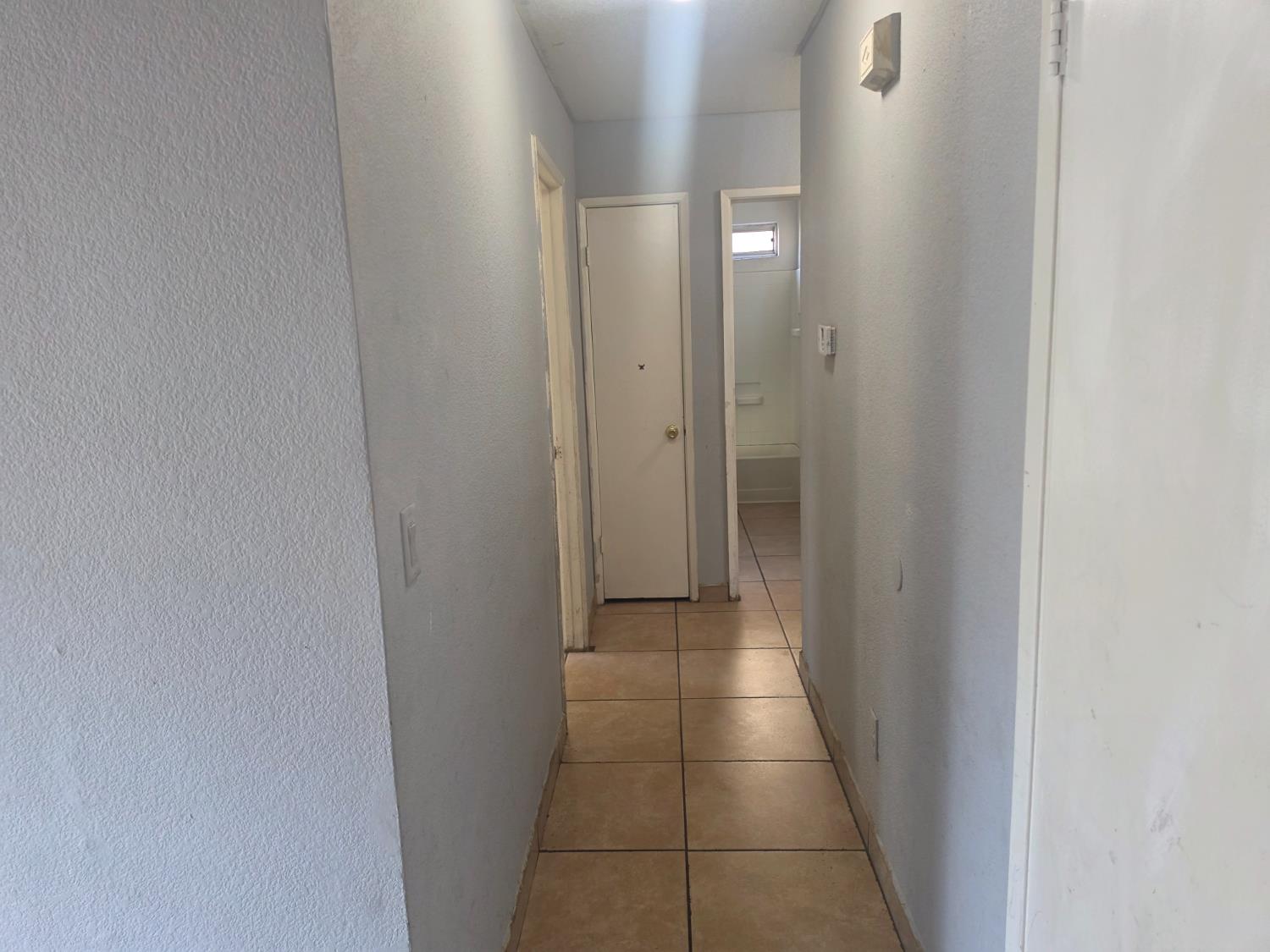 2049 Rock Pine Ct, Modesto, CA 95351