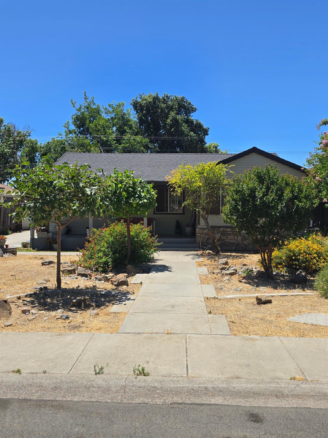 203 Severin Ave, Modesto, CA 95354
