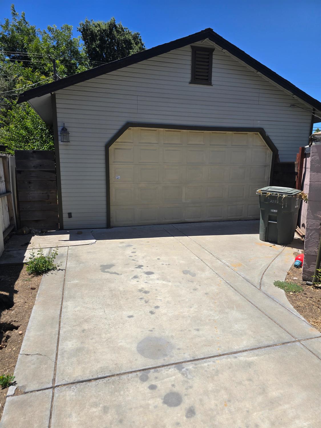 203 Severin Ave, Modesto, CA 95354
