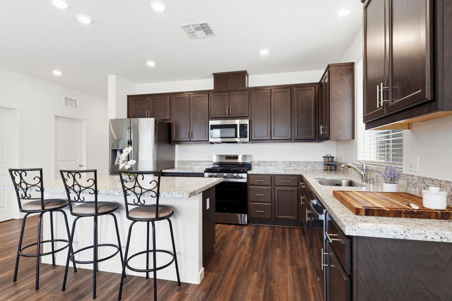5713 Natalie Way, Keyes, CA 95328