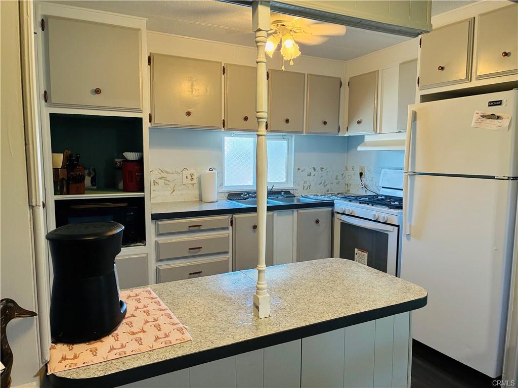 2500 N Hwy 59 #74, Merced, CA 95341