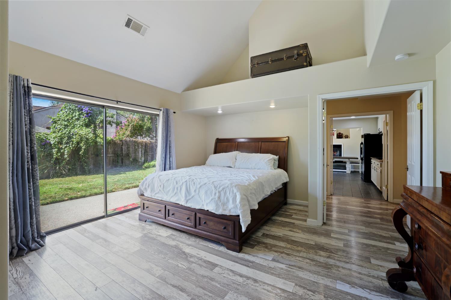 1189 Merganser Pl, Manteca, CA 95337