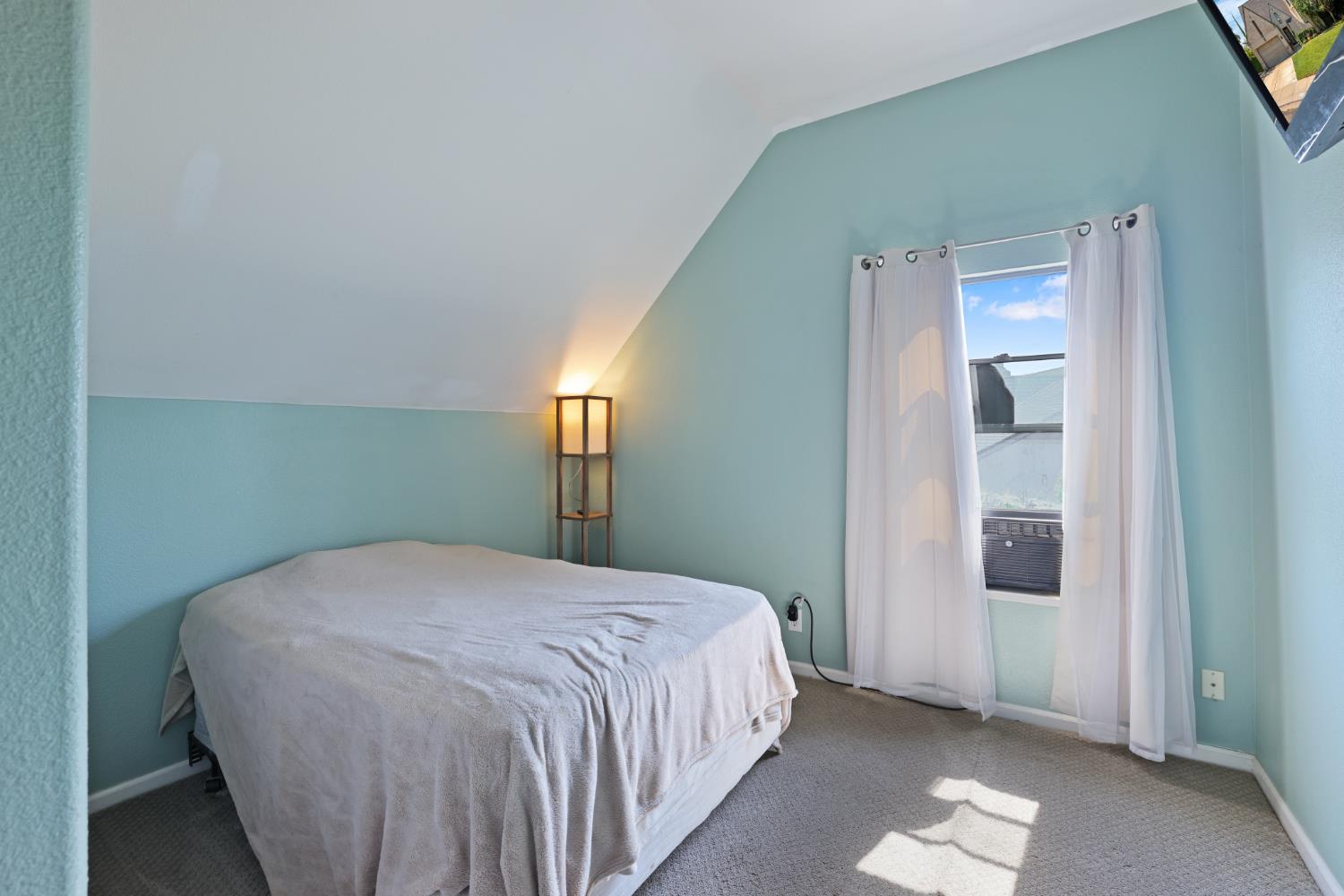 1189 Merganser Pl, Manteca, CA 95337