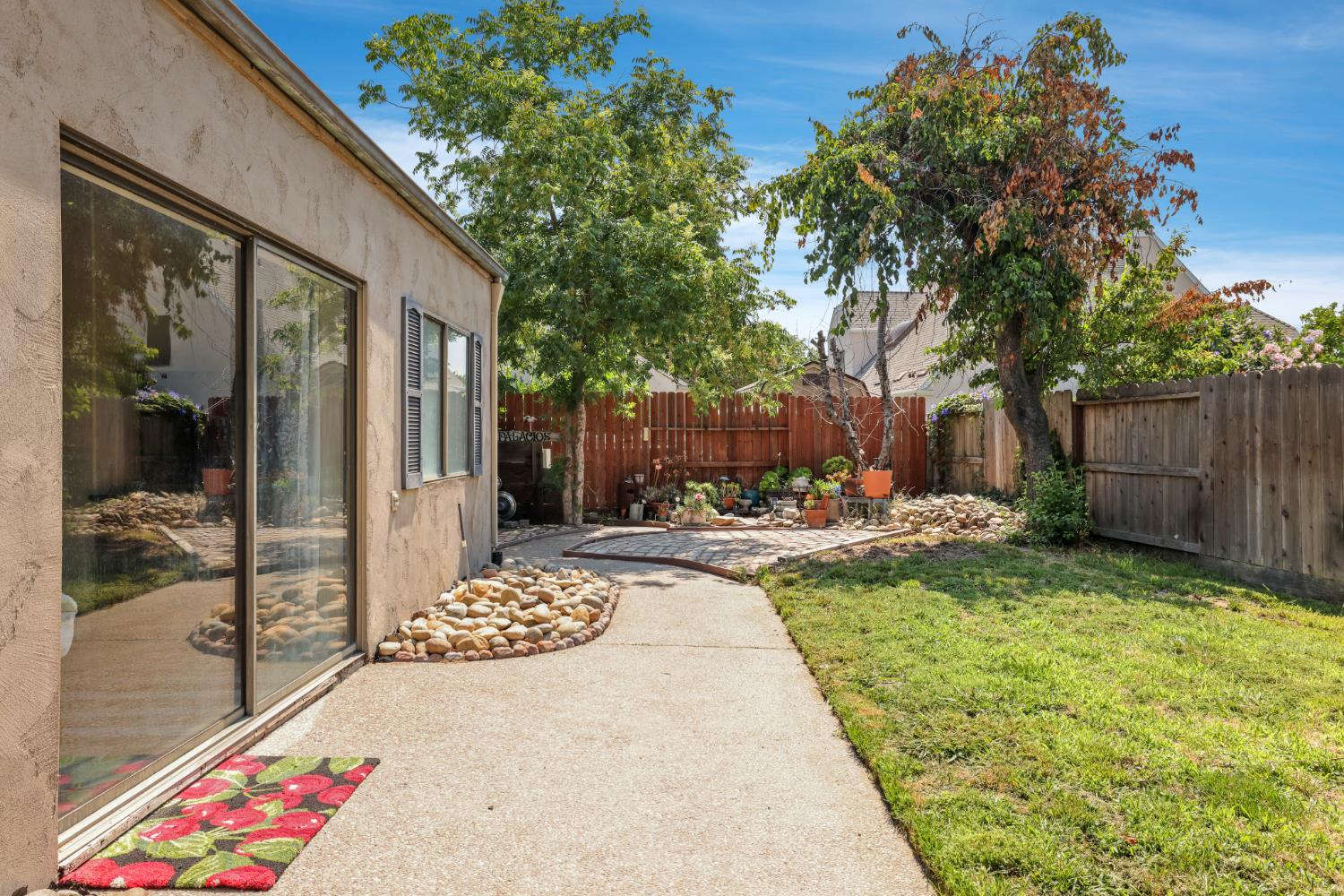 1189 Merganser Pl, Manteca, CA 95337