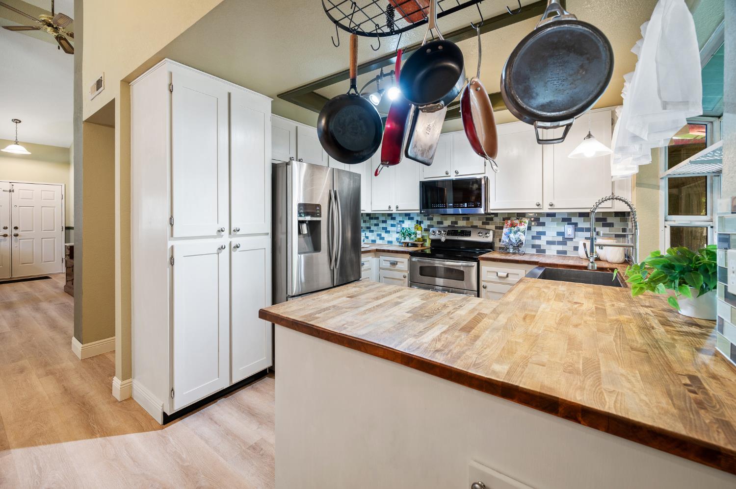321 High Point Ct, Modesto, CA 95357
