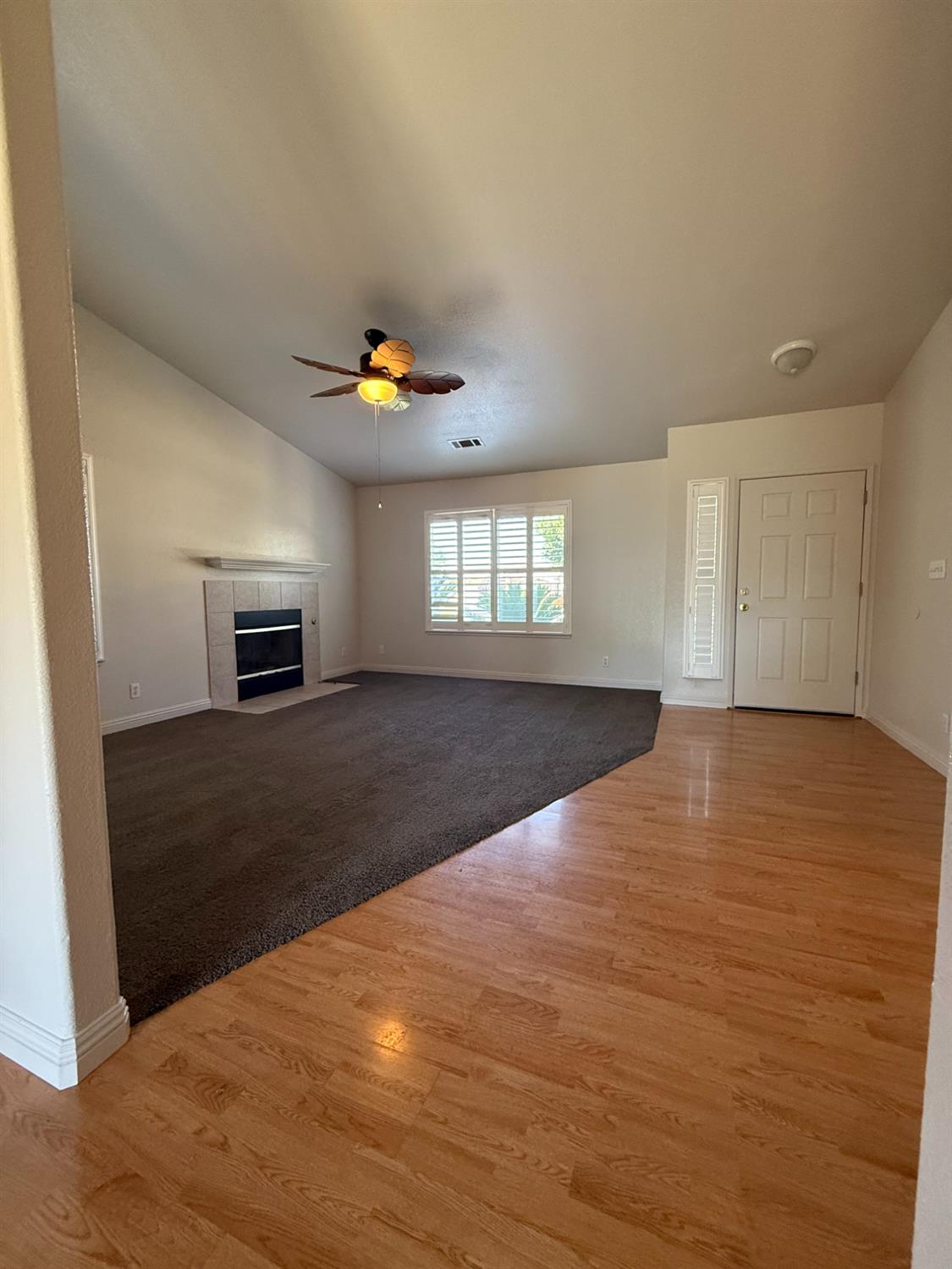 12200 Quicksilver St, Waterford, CA 95386