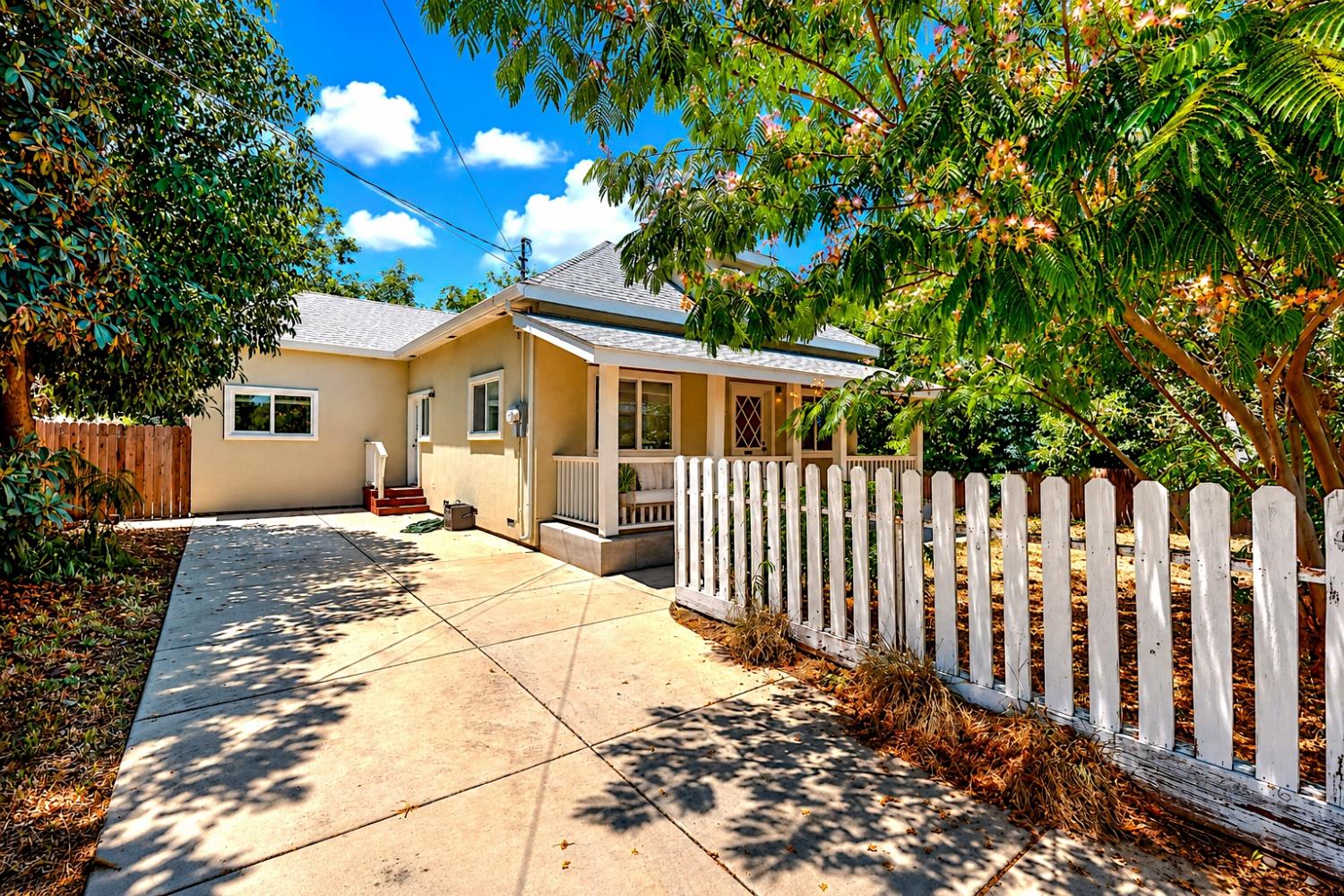 764 River Ave, Oakdale, CA 95361