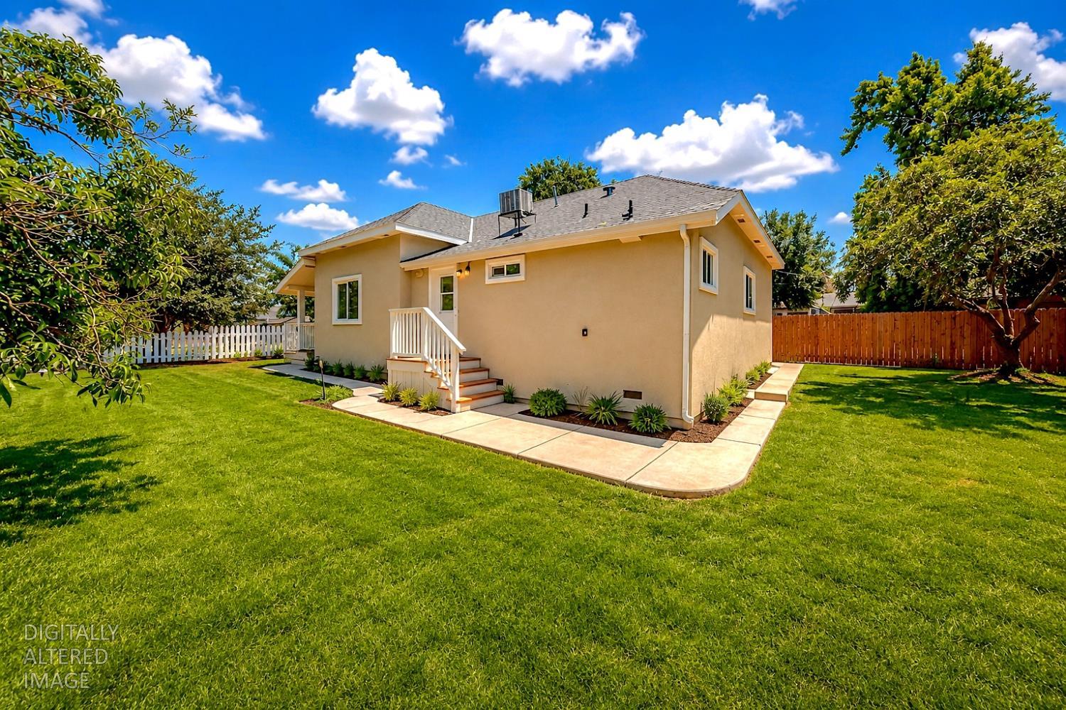 764 River Ave, Oakdale, CA 95361