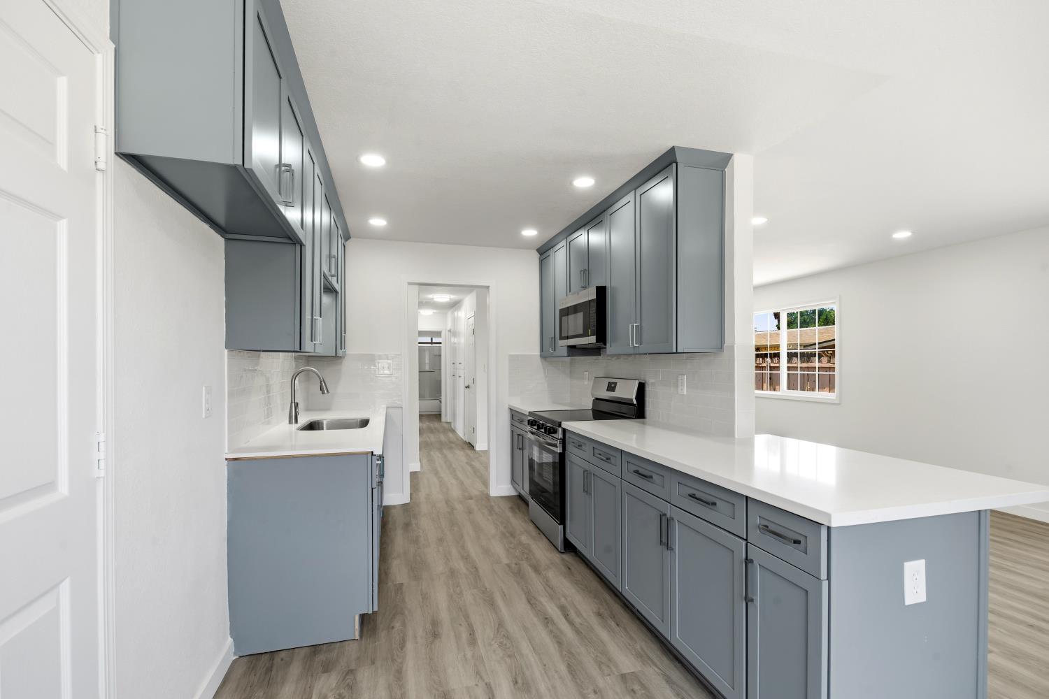 3501 Larisa Ln, Ceres, CA 95307