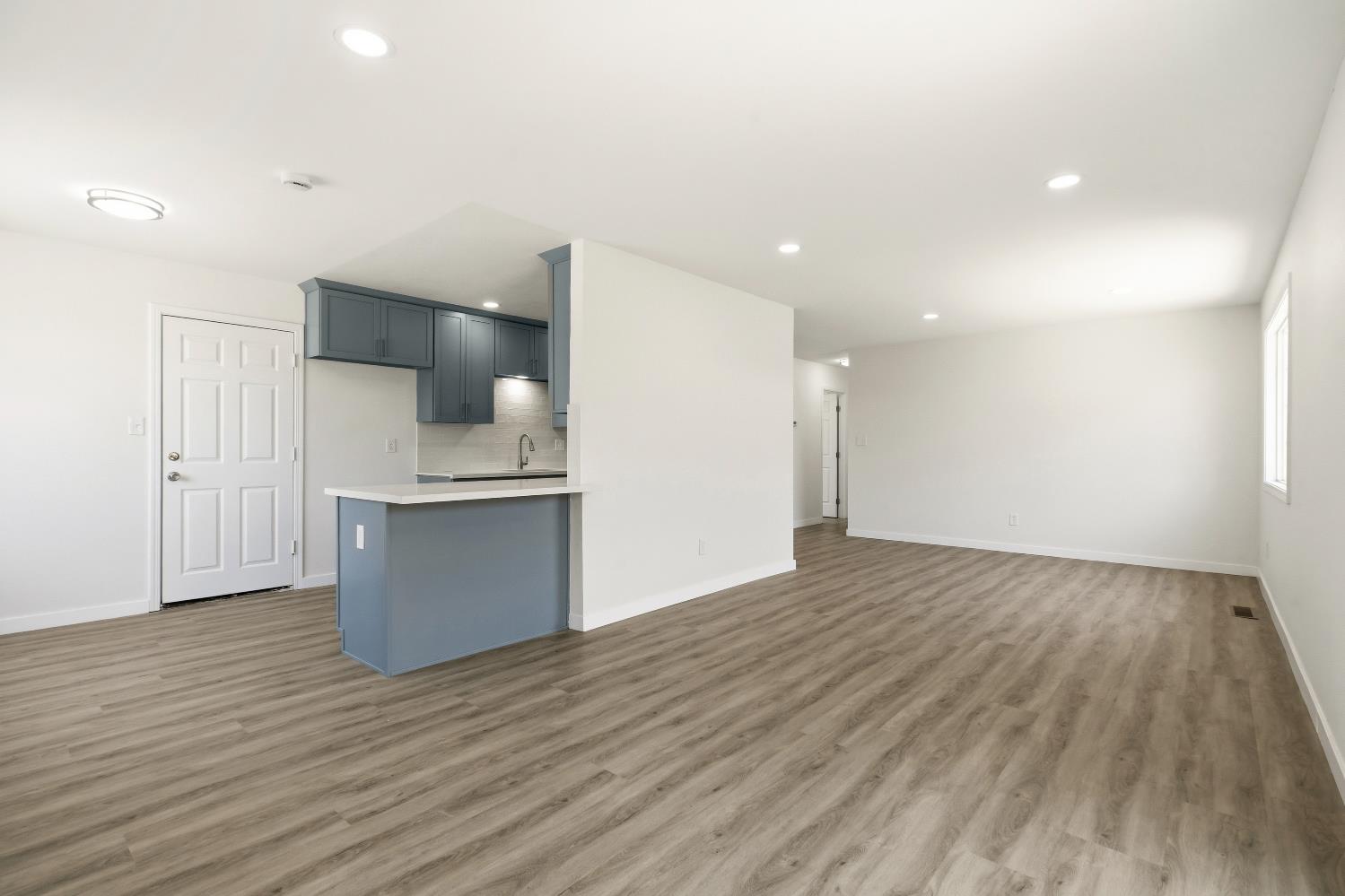 3501 Larisa Ln, Ceres, CA 95307