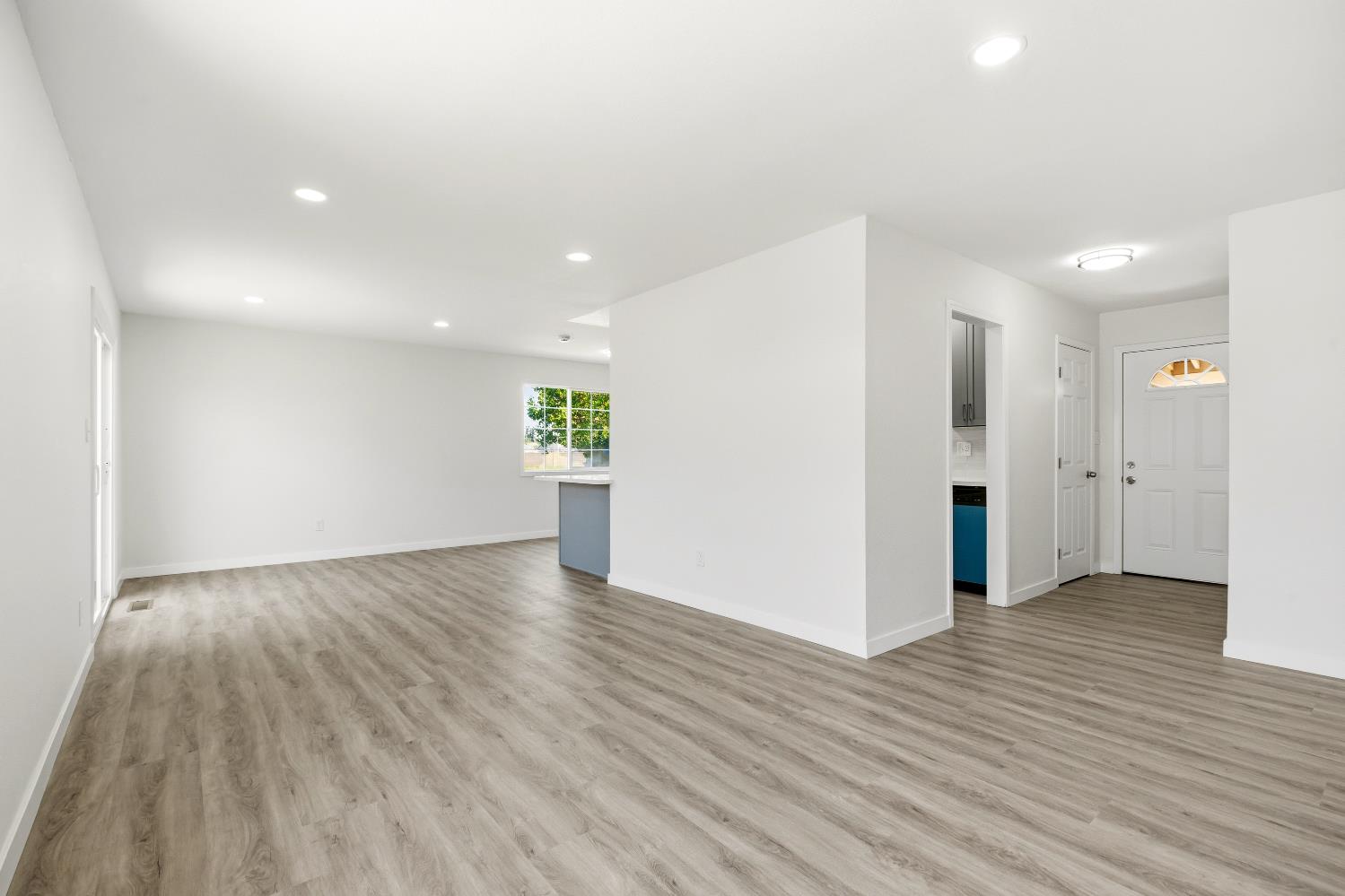 3501 Larisa Ln, Ceres, CA 95307