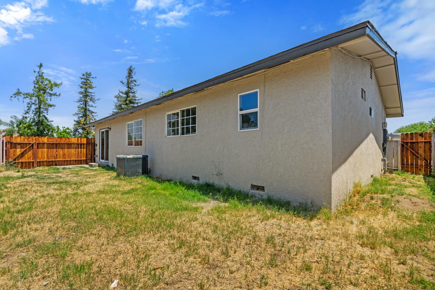 3501 Larisa Ln, Ceres, CA 95307