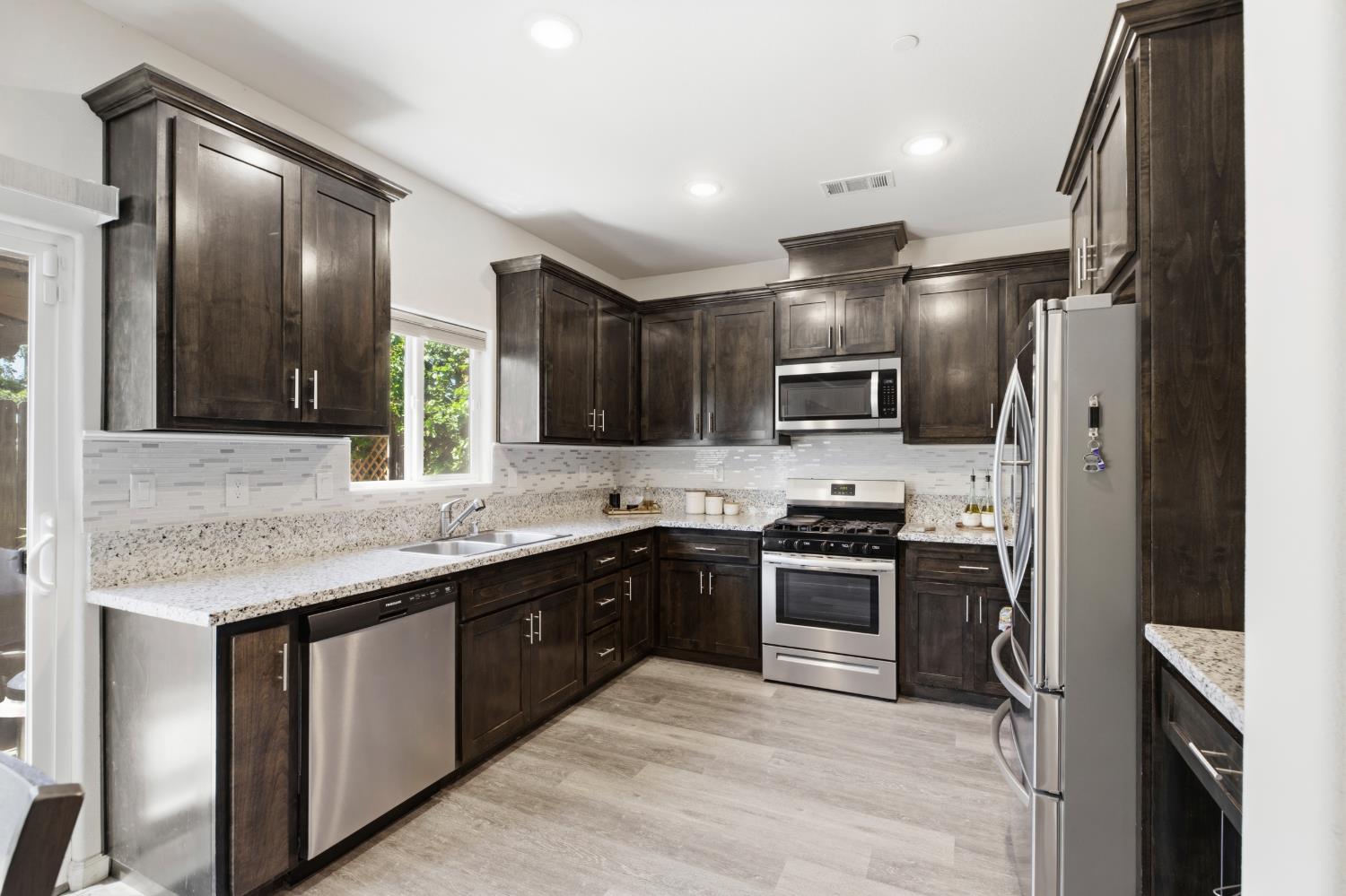86 Sedona Dr, Merced, CA 95341