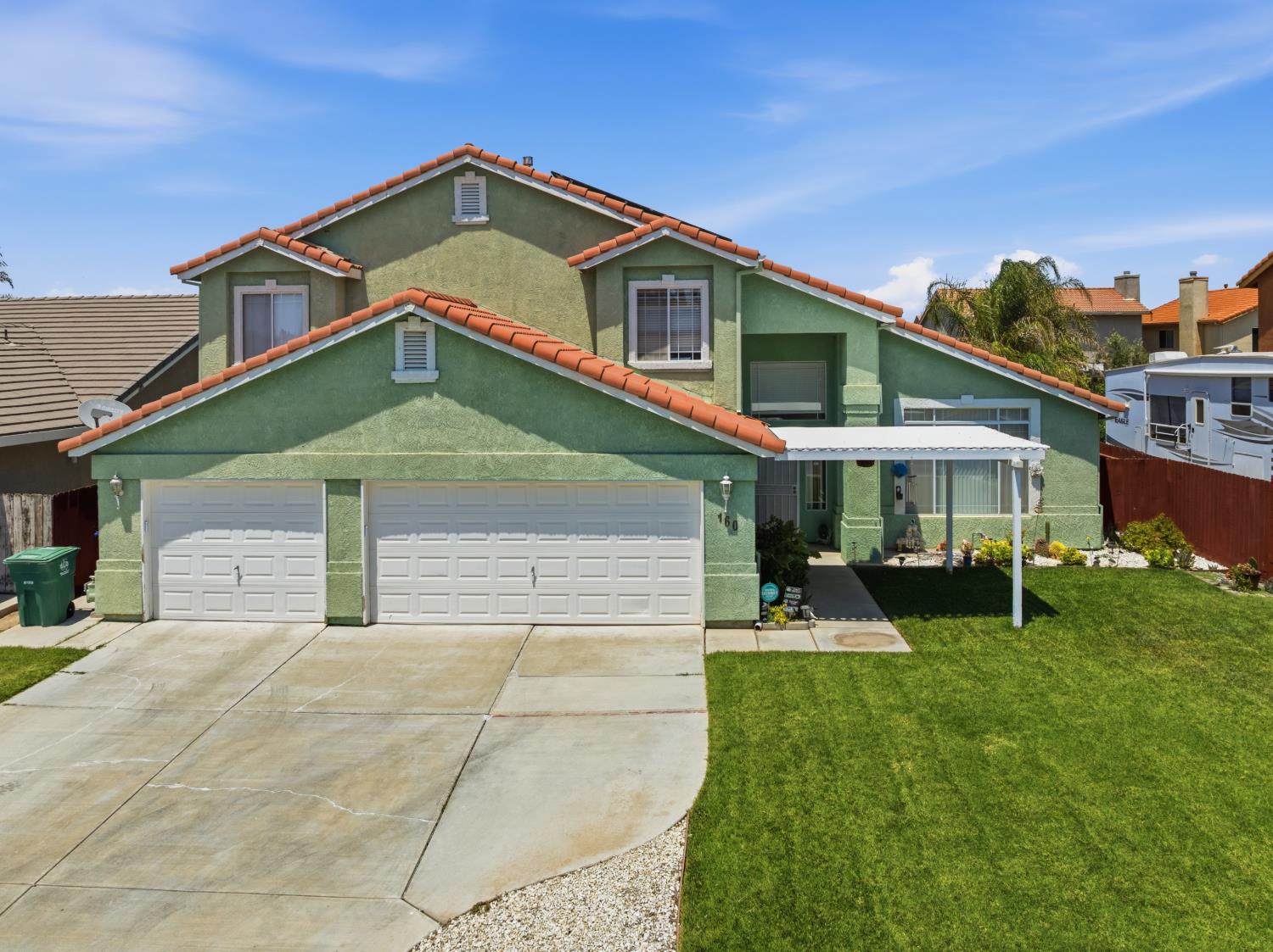 160 Grenache Ct, Los Banos, CA 93635