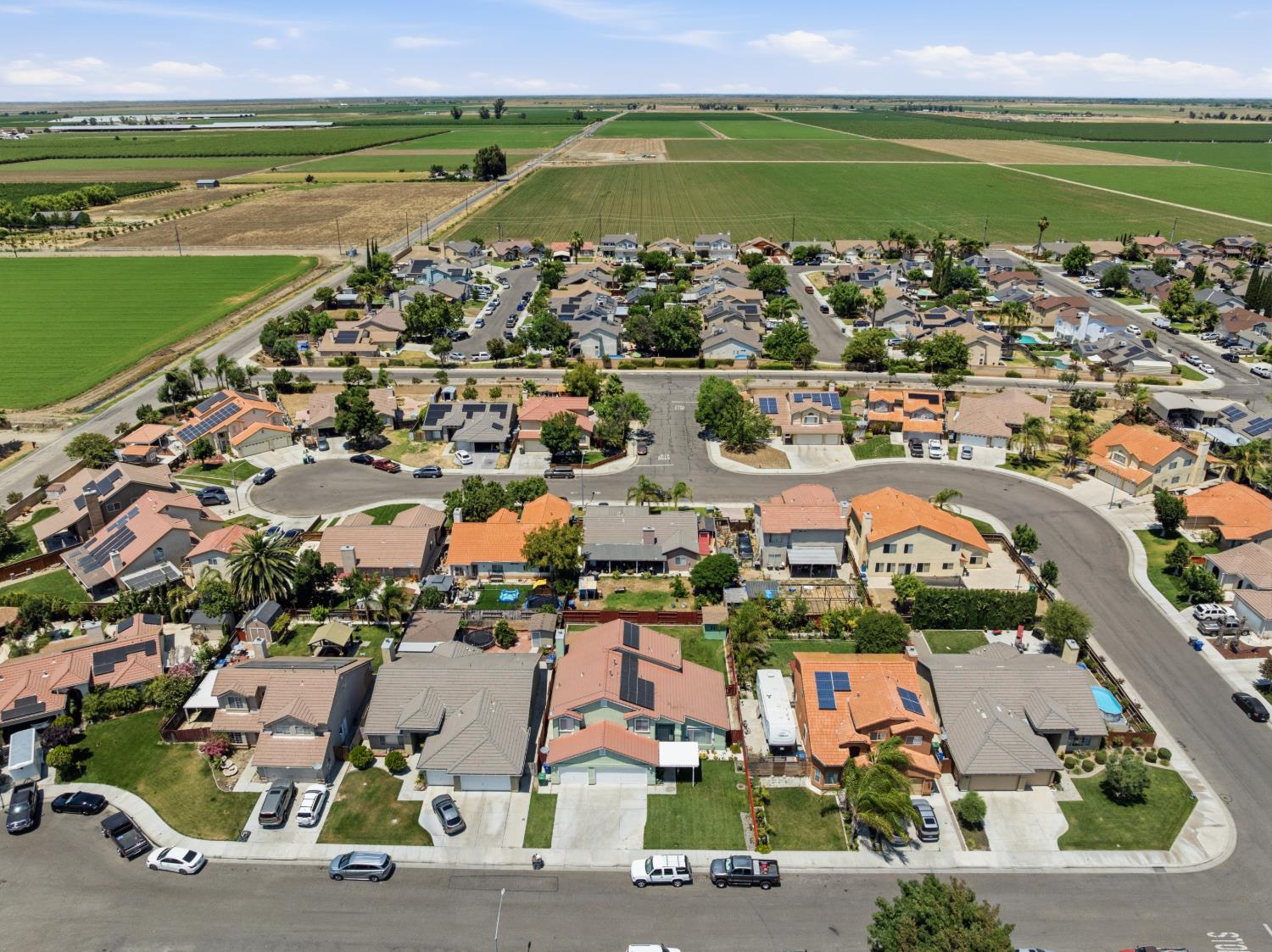 160 Grenache Ct, Los Banos, CA 93635