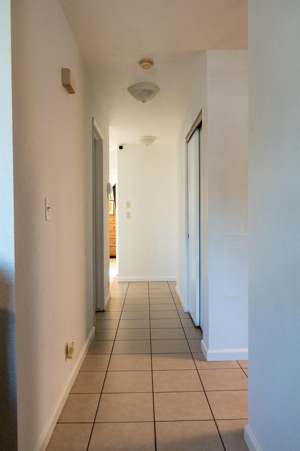 1422 Pinot Dr, Livingston, CA 95334