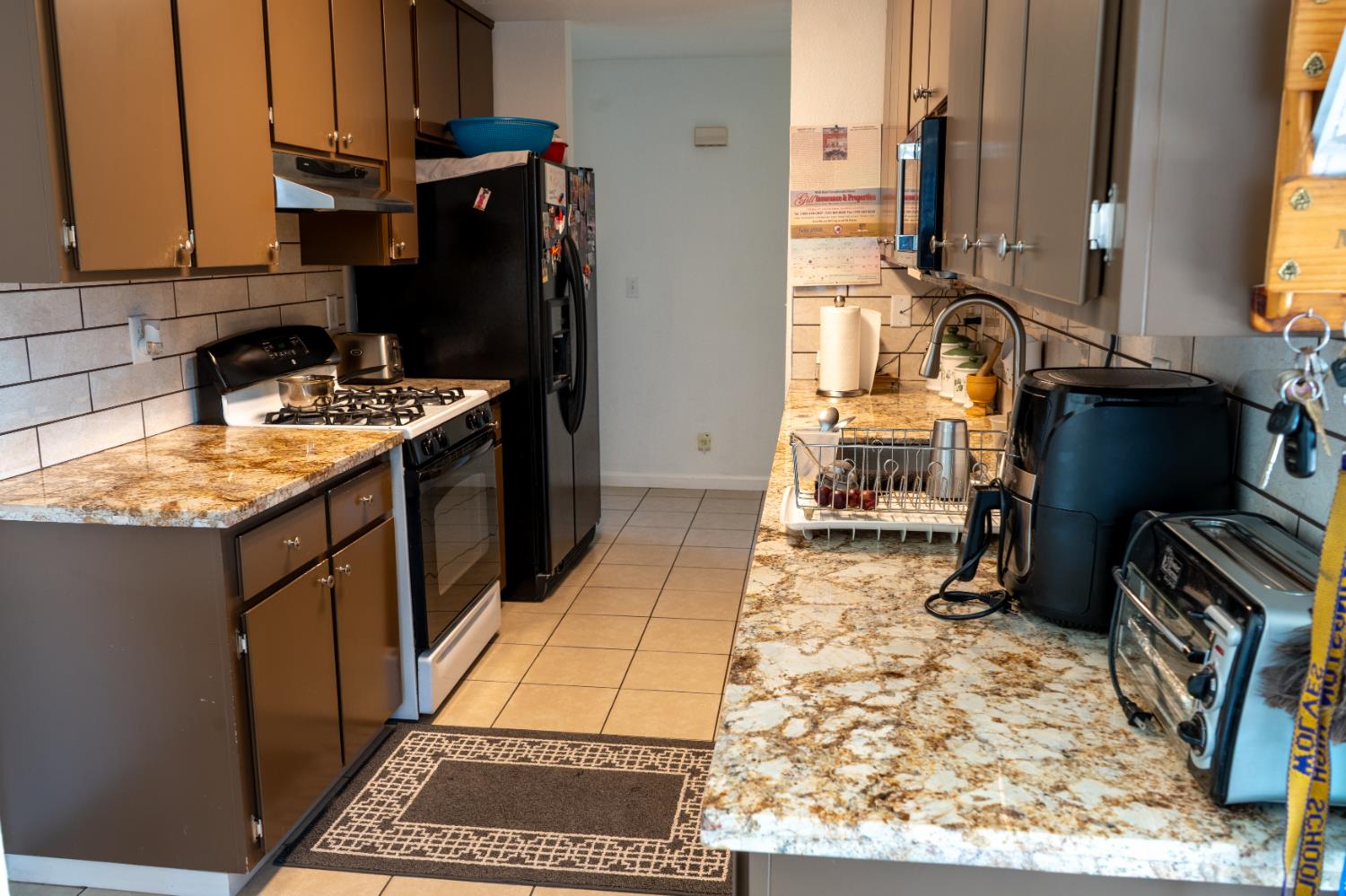 1422 Pinot Dr, Livingston, CA 95334