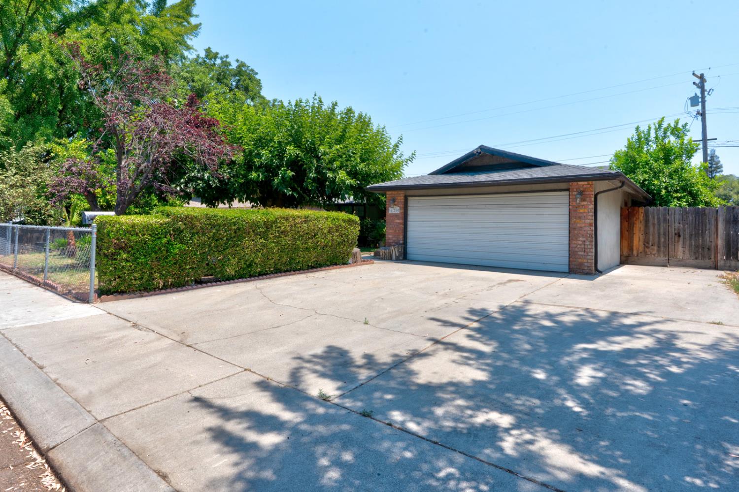 620 Lenore Dr, Modesto, CA 95351