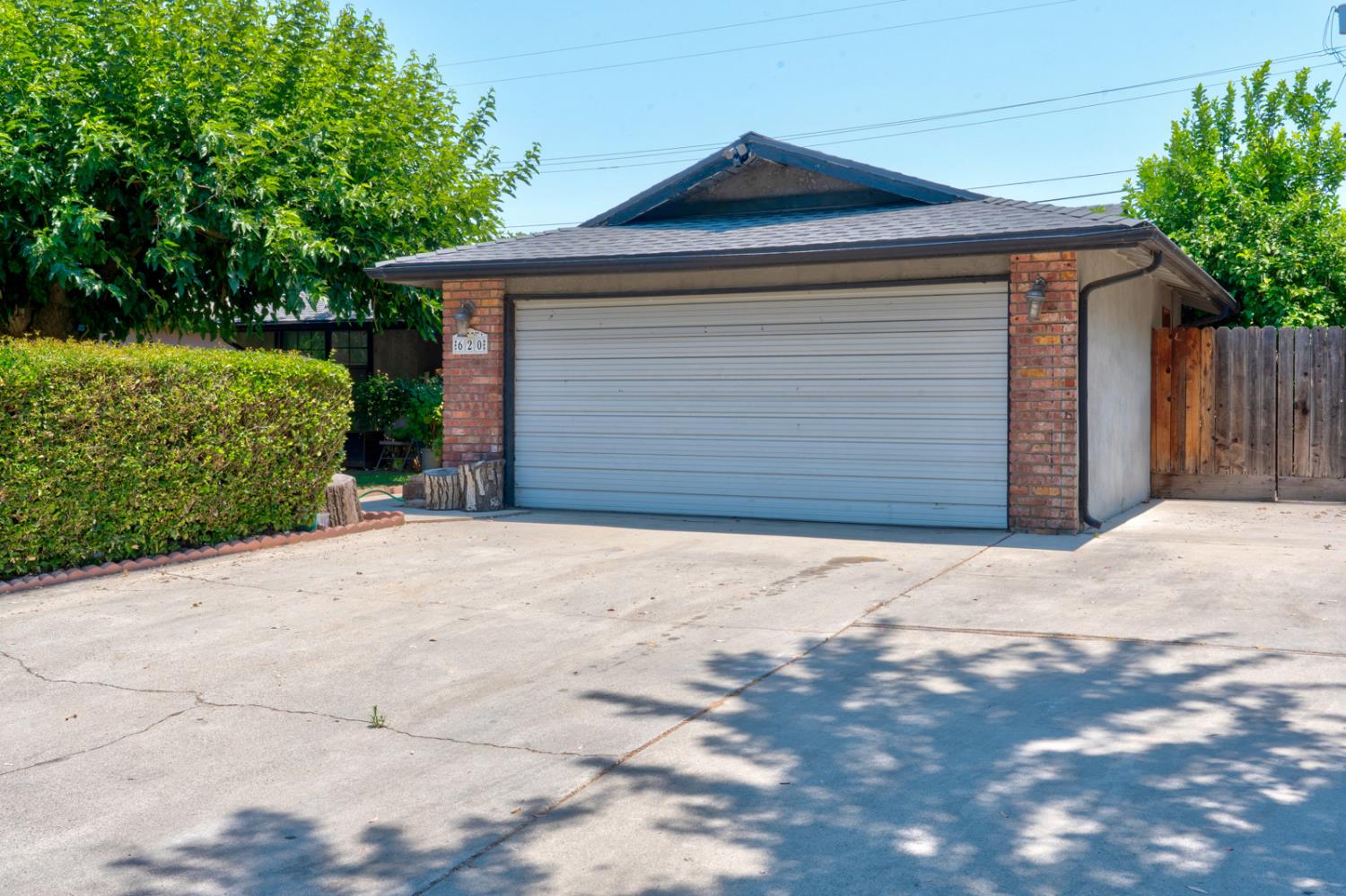 620 Lenore Dr, Modesto, CA 95351