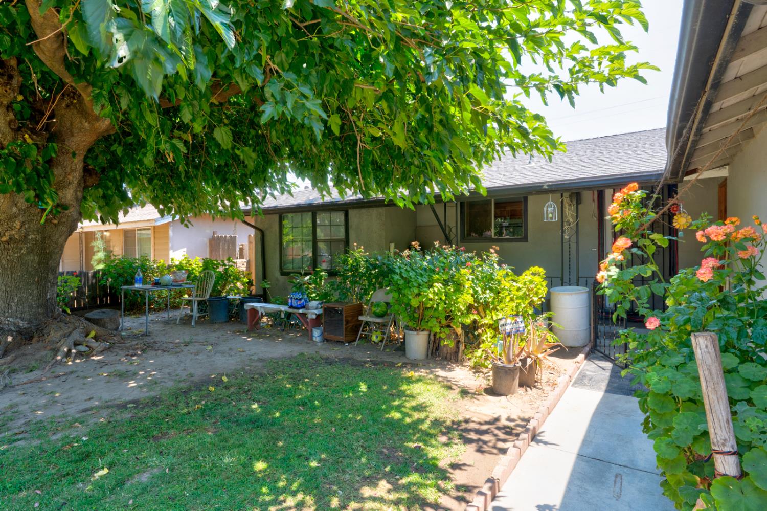 620 Lenore Dr, Modesto, CA 95351
