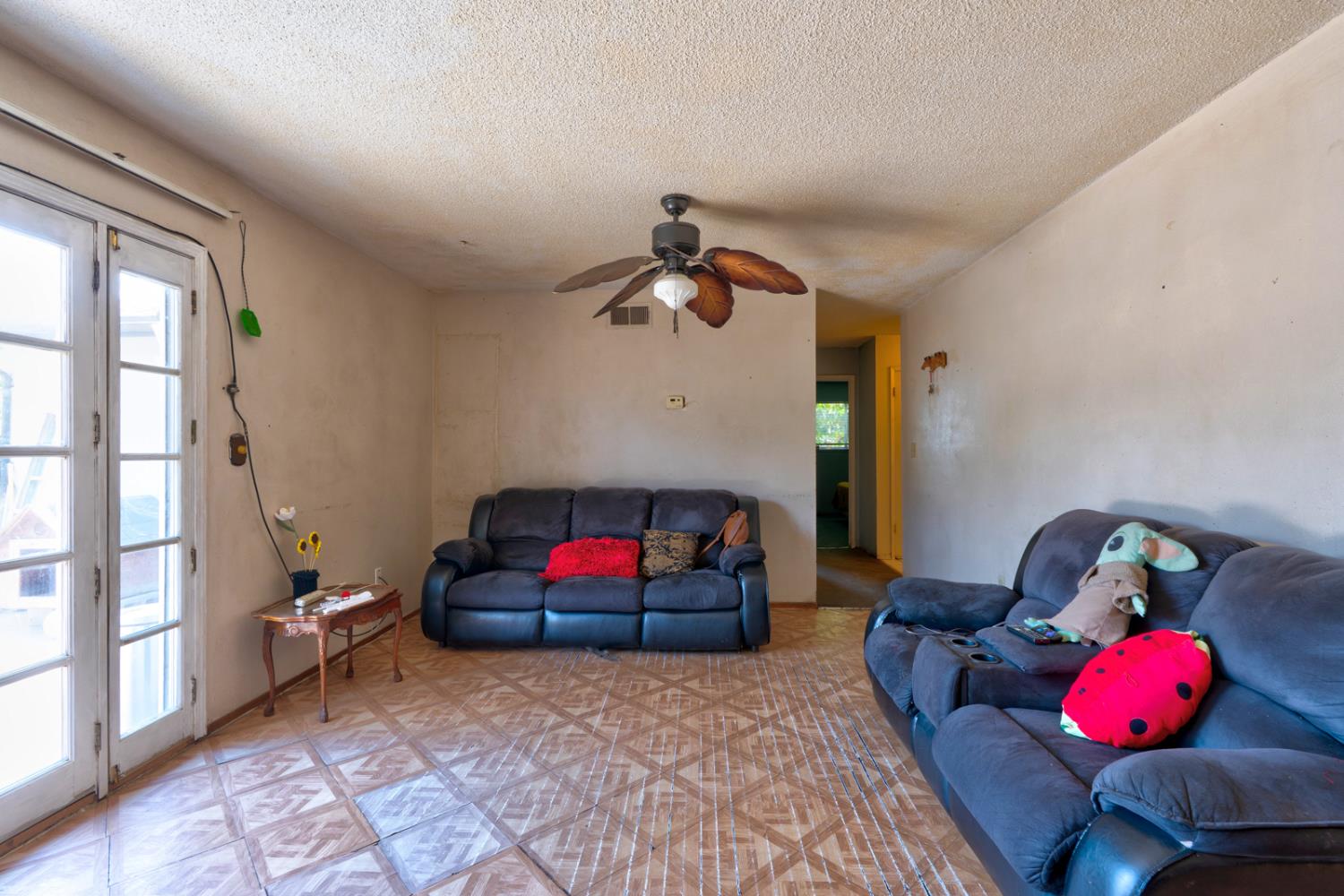 620 Lenore Dr, Modesto, CA 95351