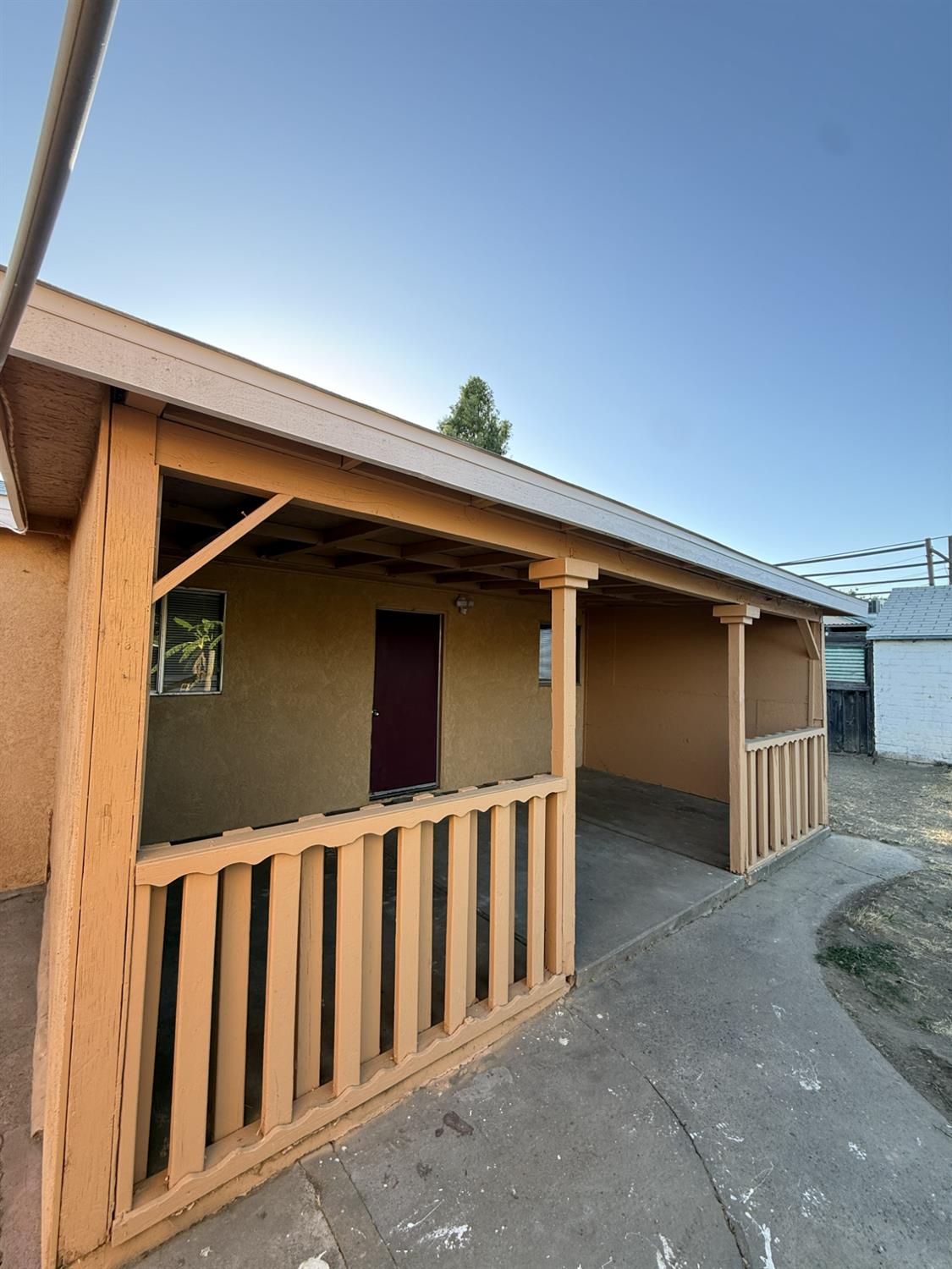 1412 Picardy Dr, Modesto, CA 95351