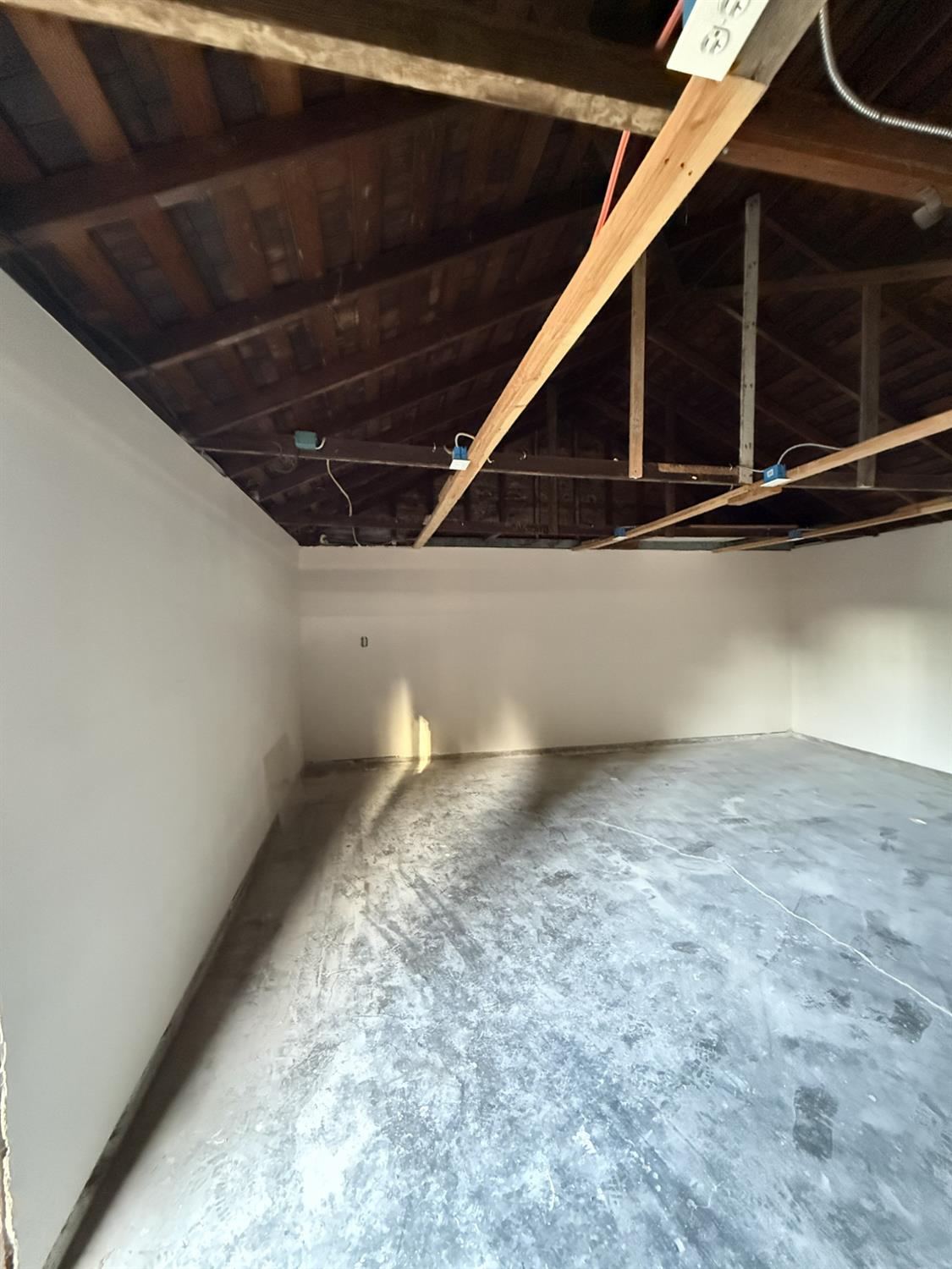 1412 Picardy Dr, Modesto, CA 95351