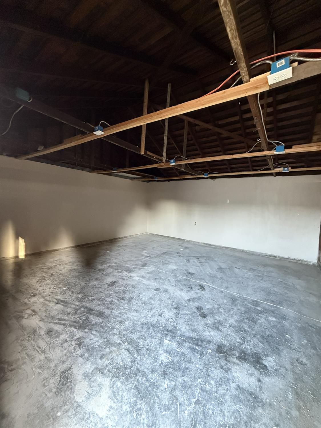 1412 Picardy Dr, Modesto, CA 95351