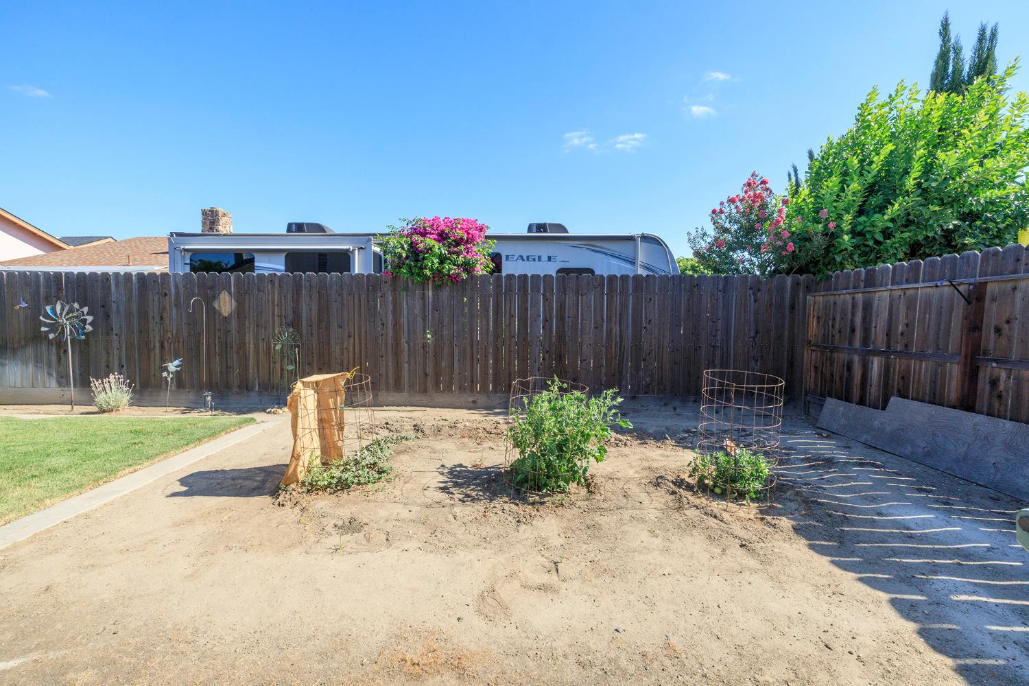 1647 Running, Ceres, CA 95307