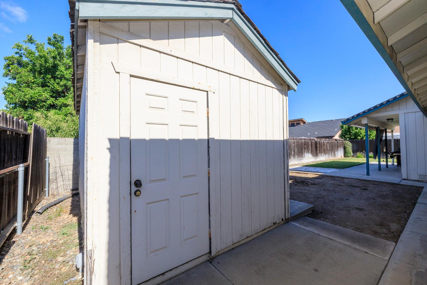 1647 Running, Ceres, CA 95307